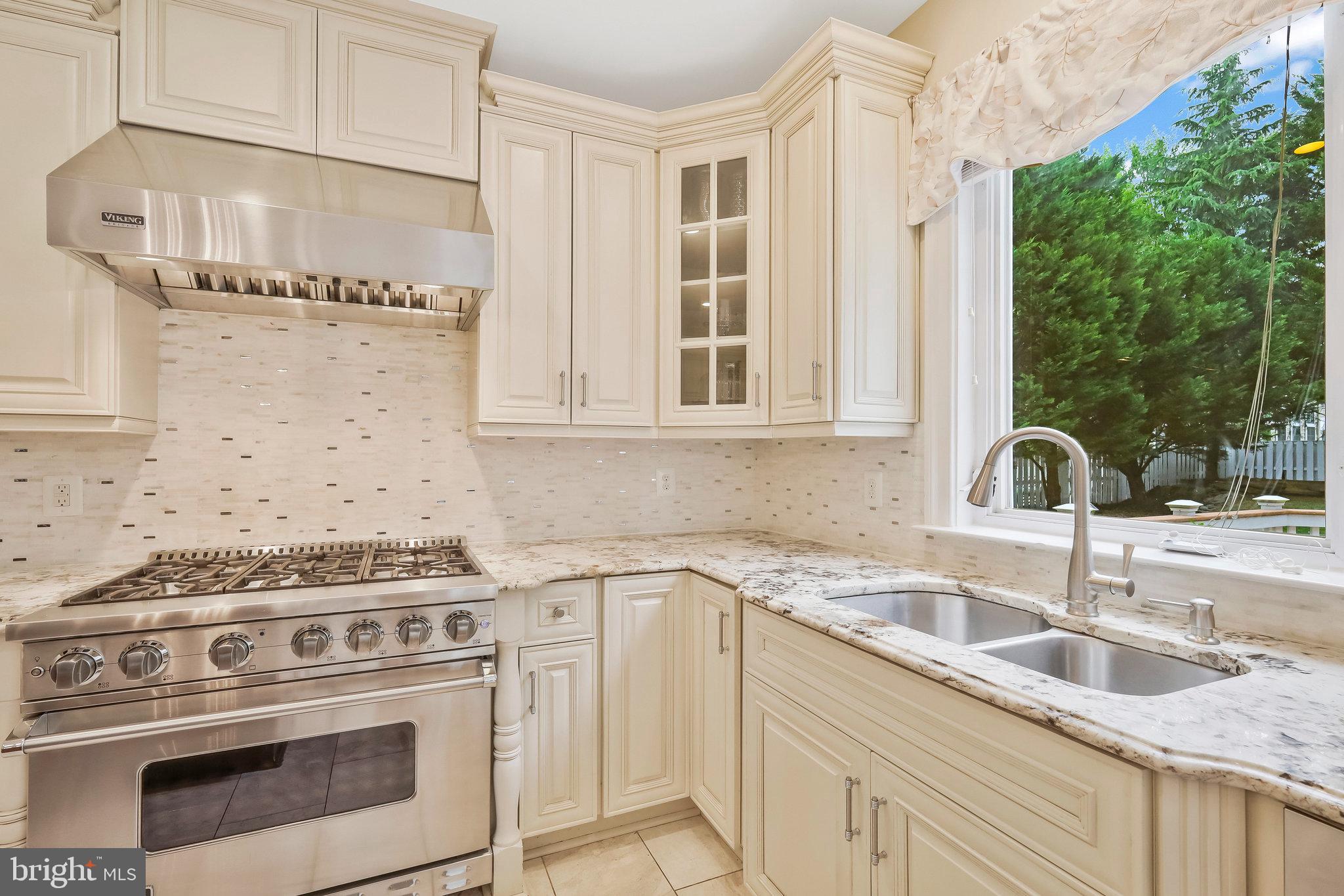 SUNNY VIEW - Residential