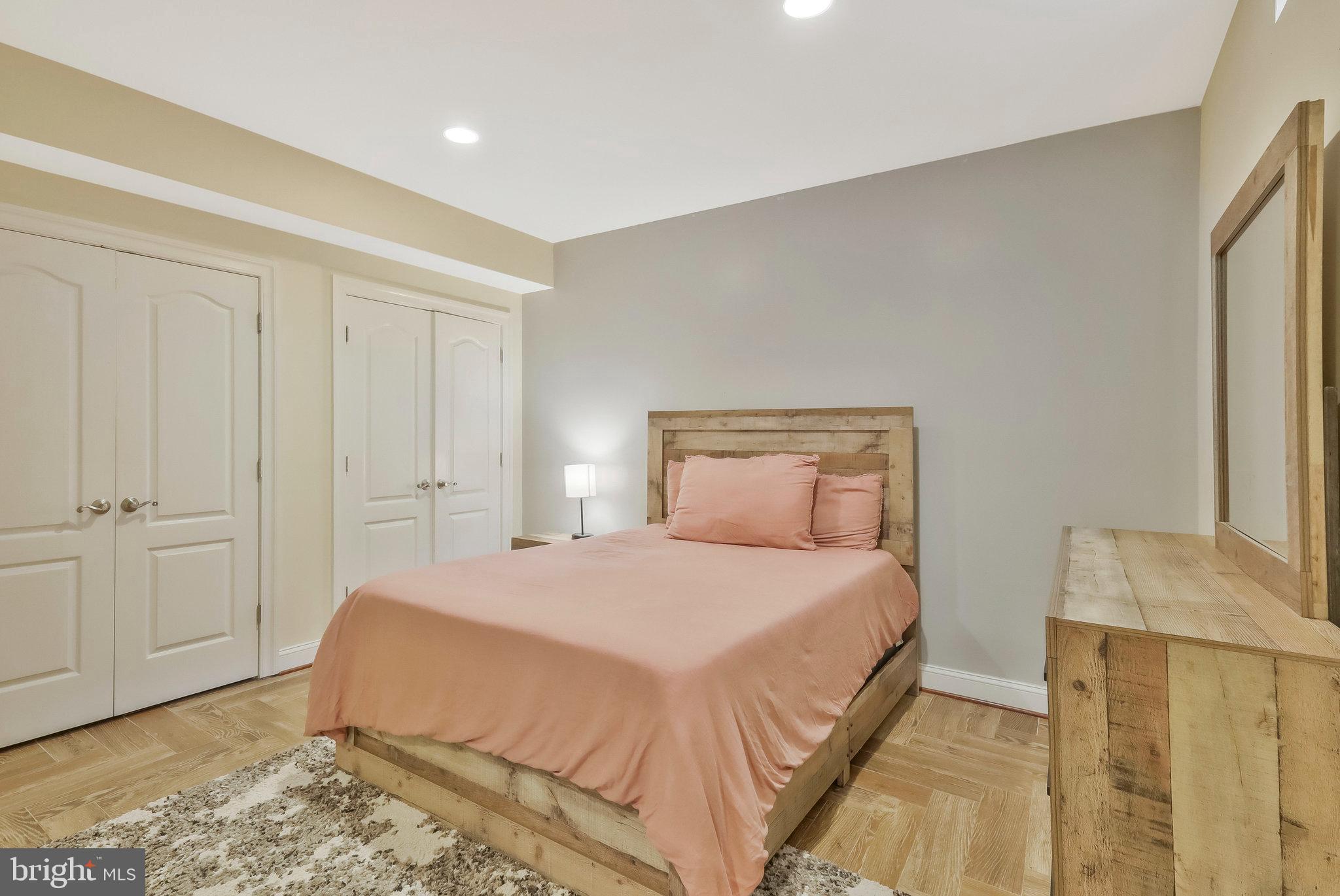 SUNNY VIEW - Residential