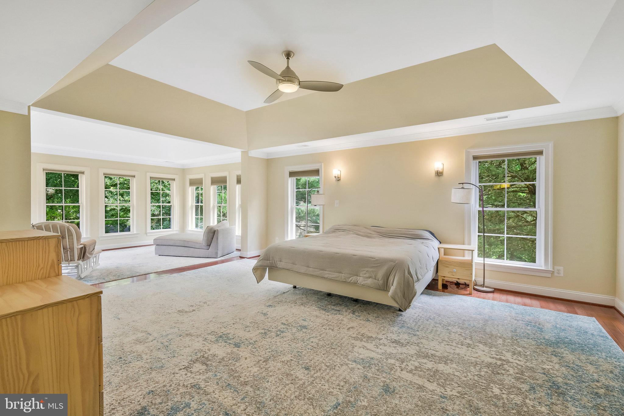 SUNNY VIEW - Residential