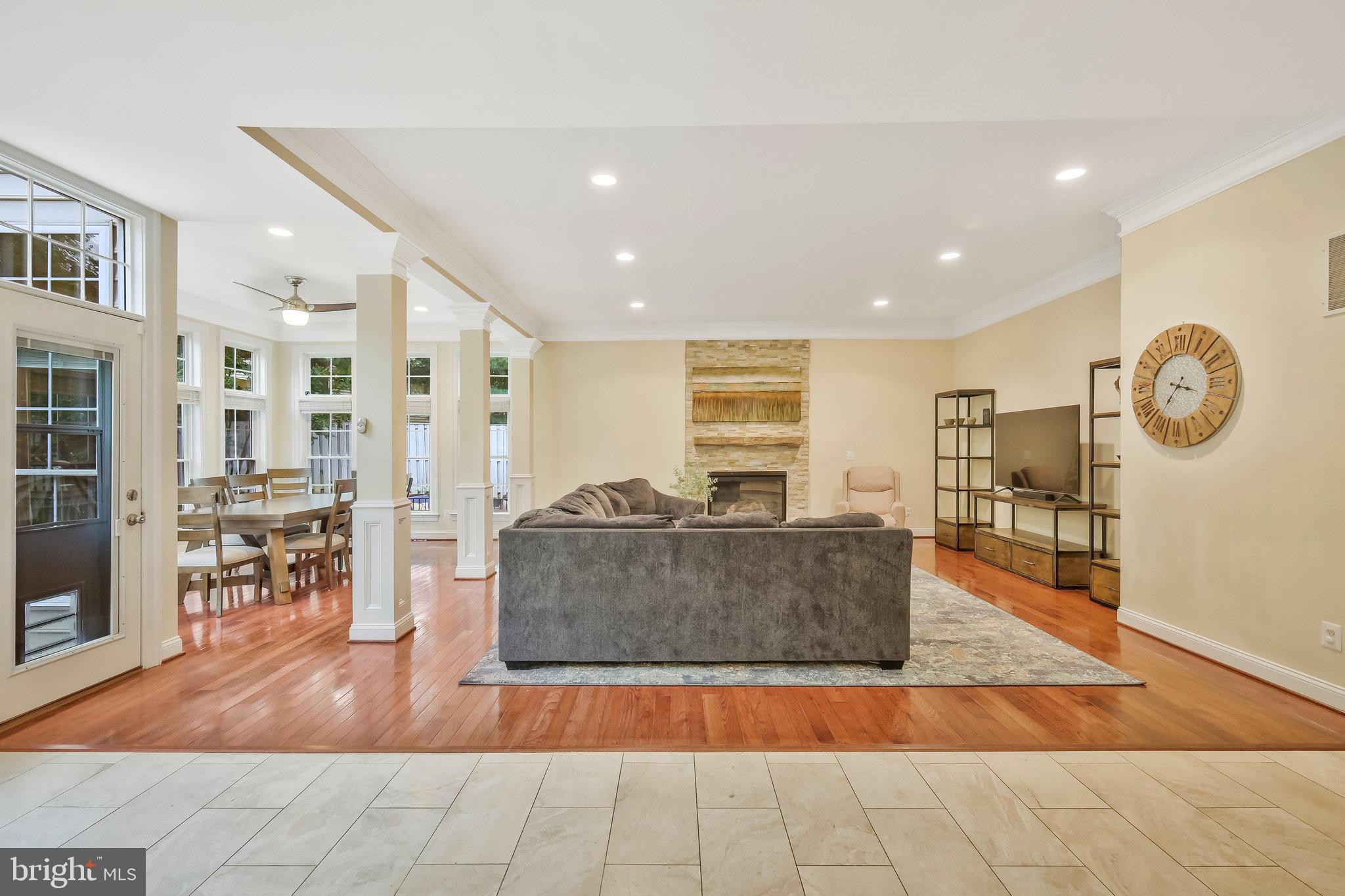 SUNNY VIEW - Residential