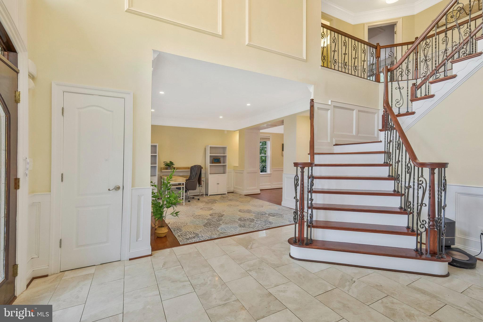 SUNNY VIEW - Residential