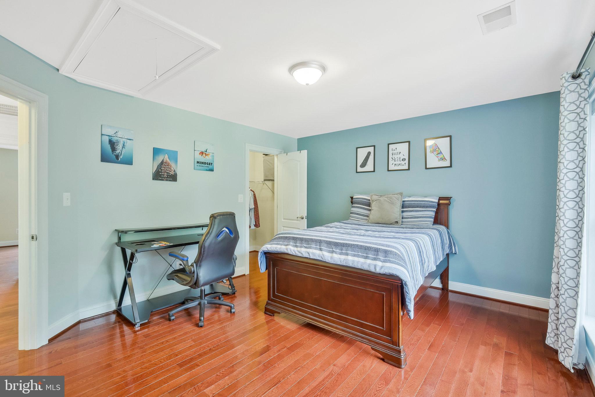 SUNNY VIEW - Residential