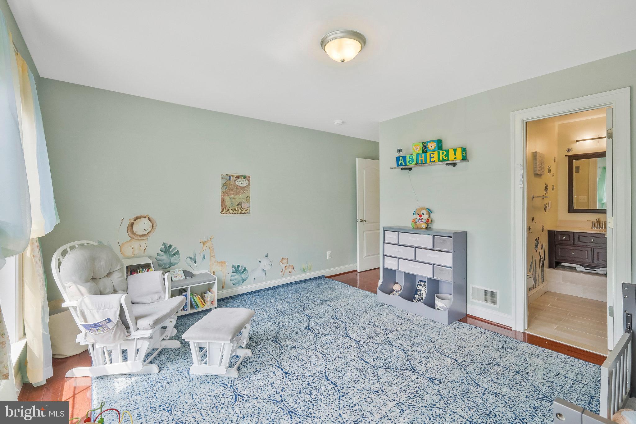 SUNNY VIEW - Residential