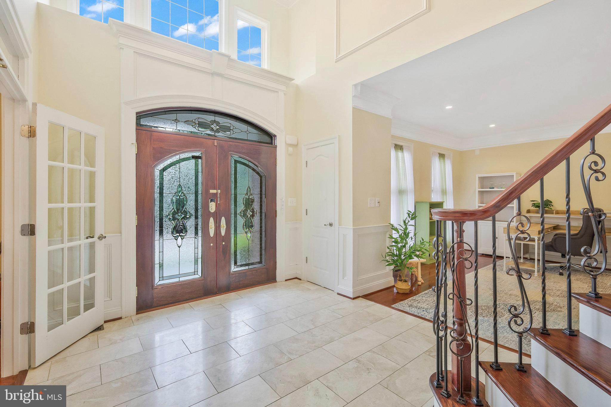 SUNNY VIEW - Residential