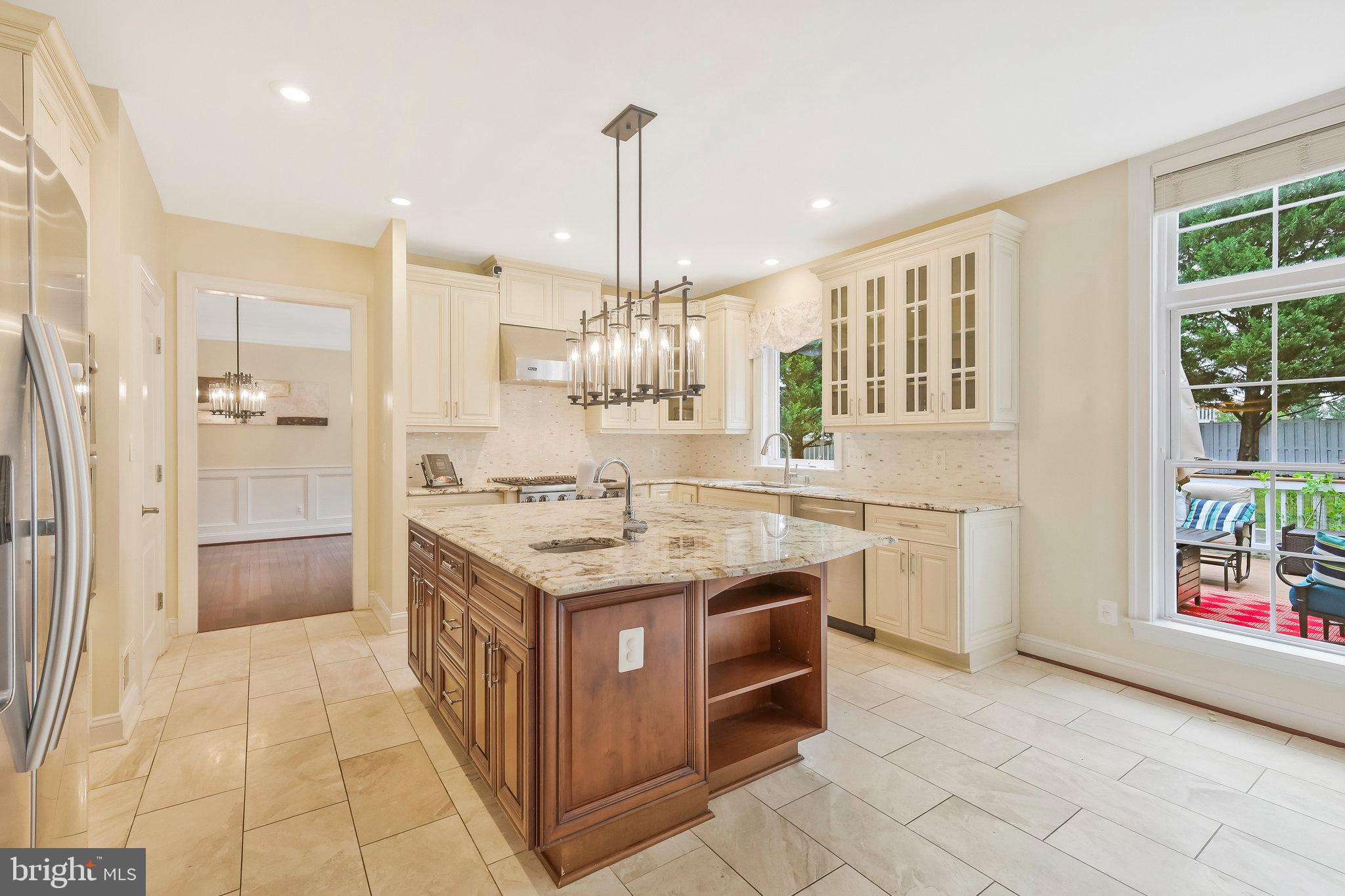 SUNNY VIEW - Residential