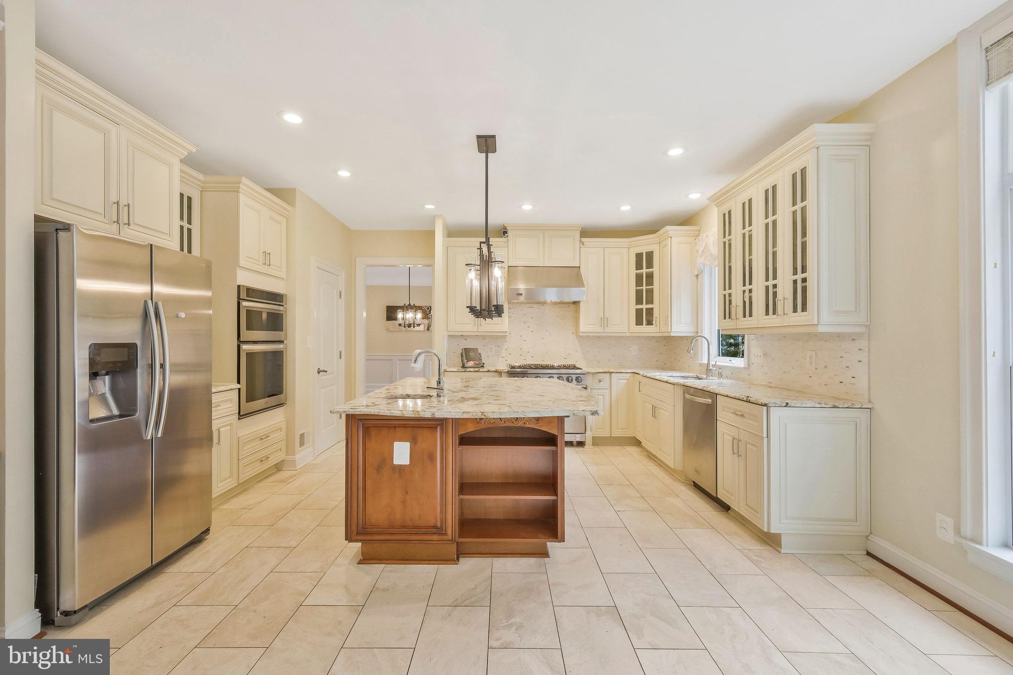 SUNNY VIEW - Residential