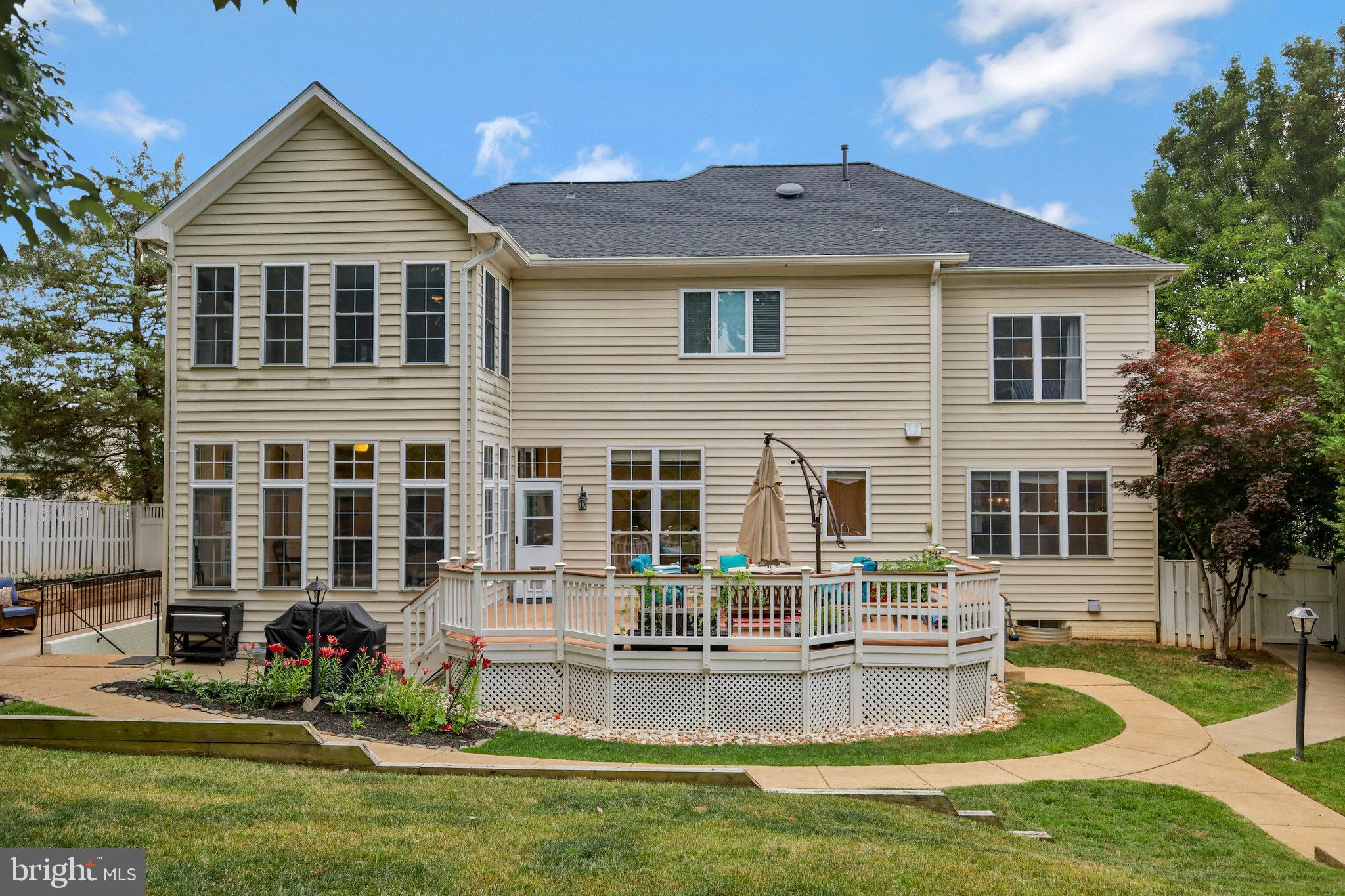 SUNNY VIEW - Residential