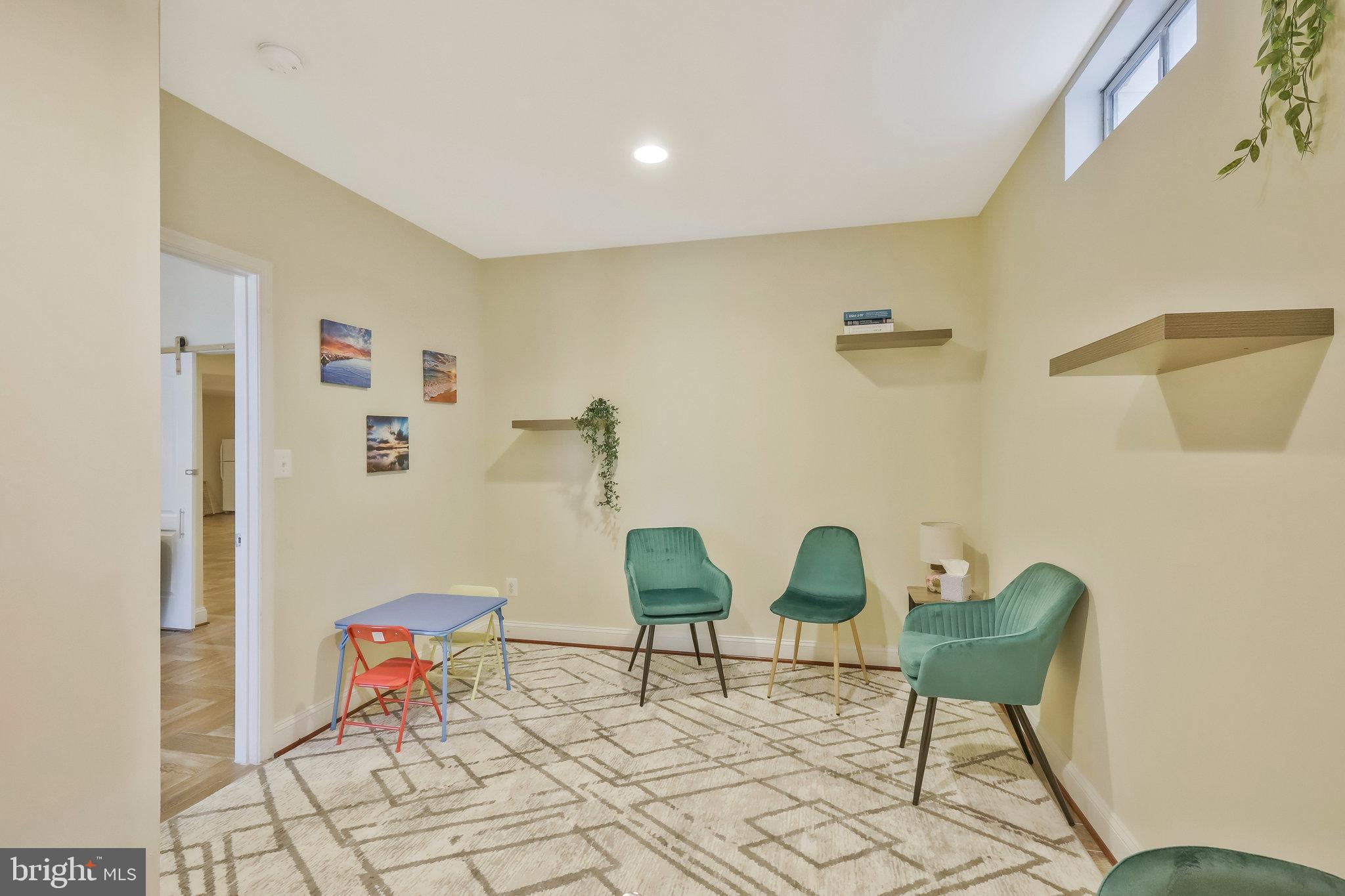 SUNNY VIEW - Residential