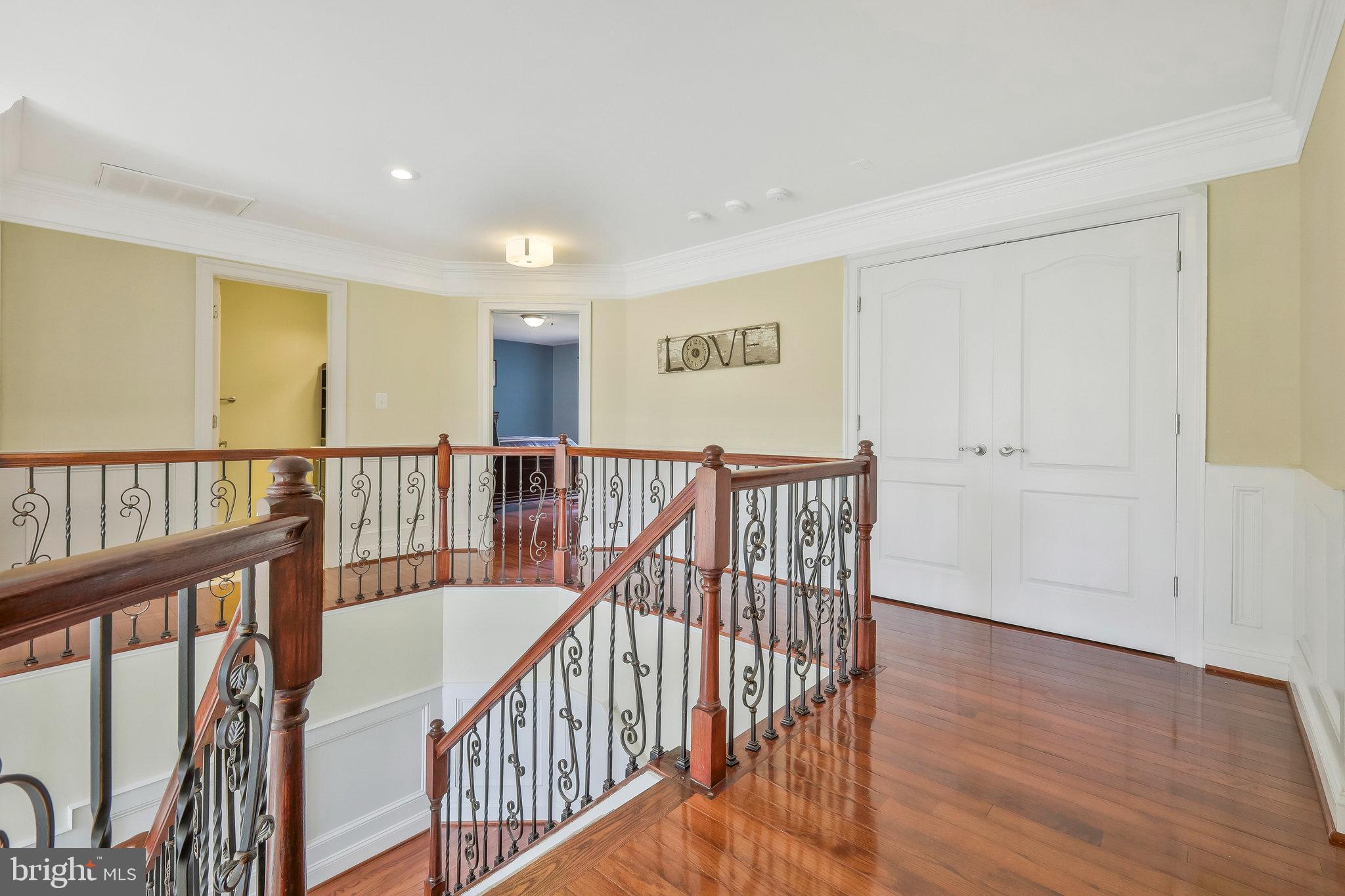 SUNNY VIEW - Residential