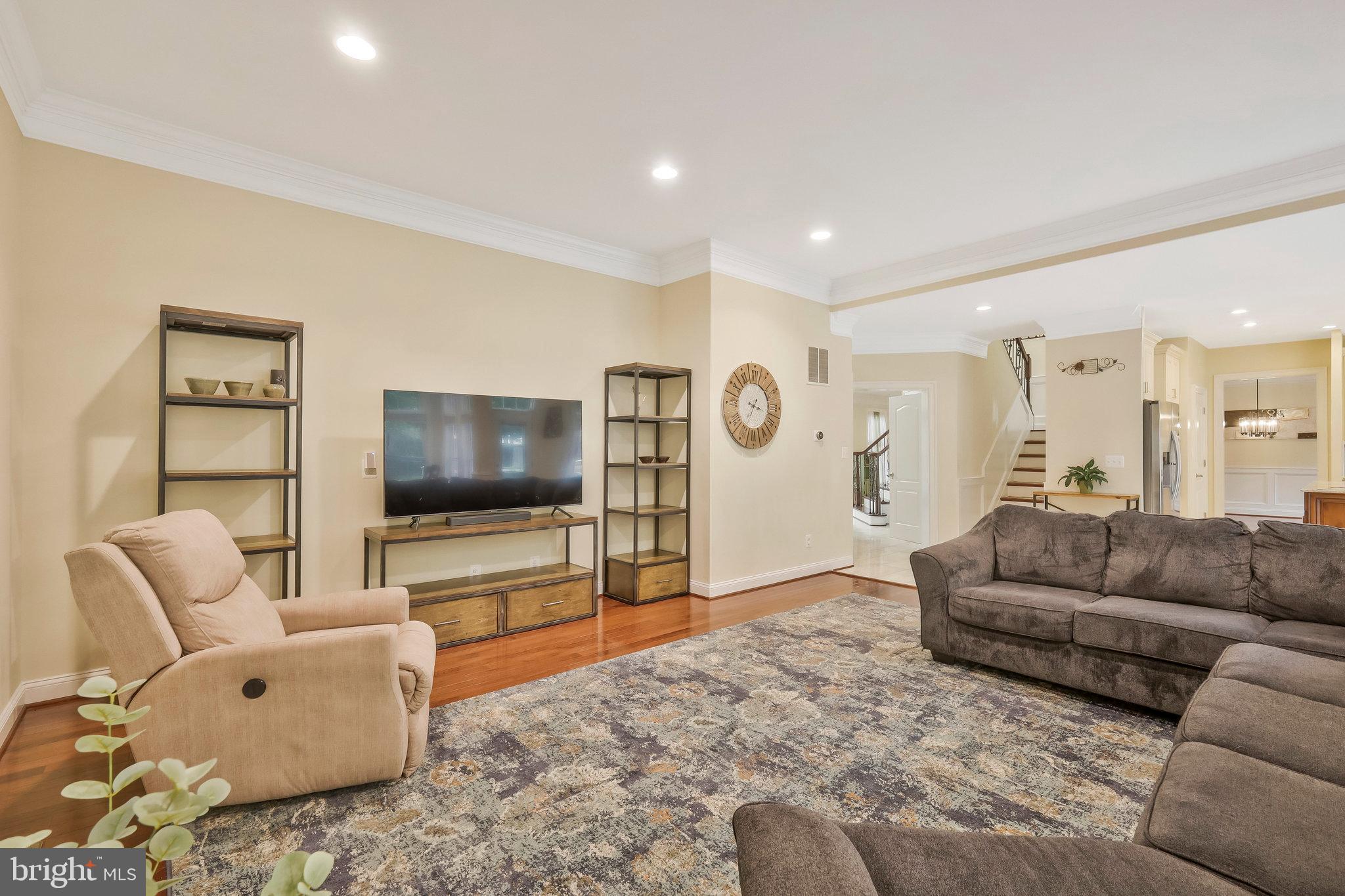 SUNNY VIEW - Residential