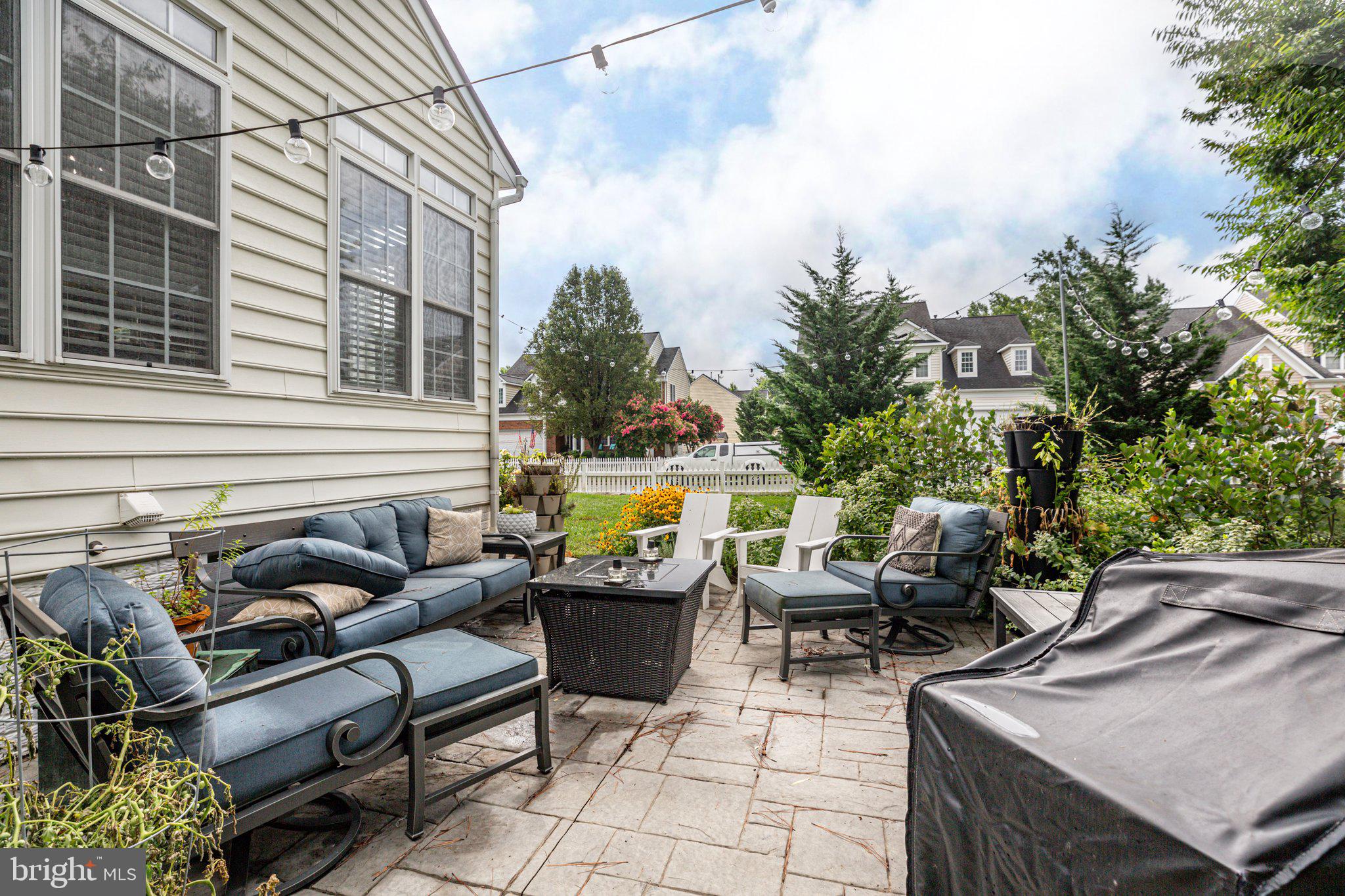 CLAIBORNE MANOR - Residential