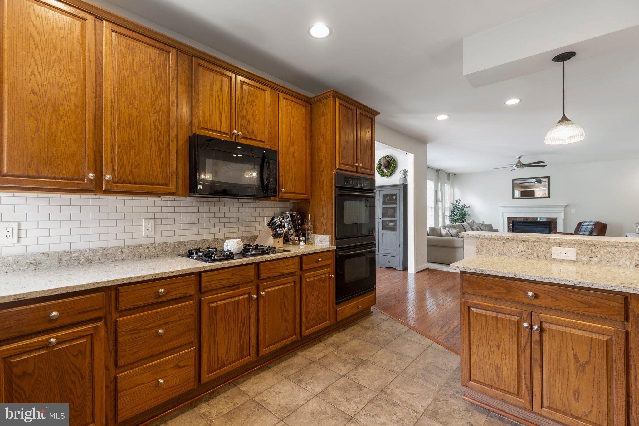 CLAIBORNE MANOR - Residential