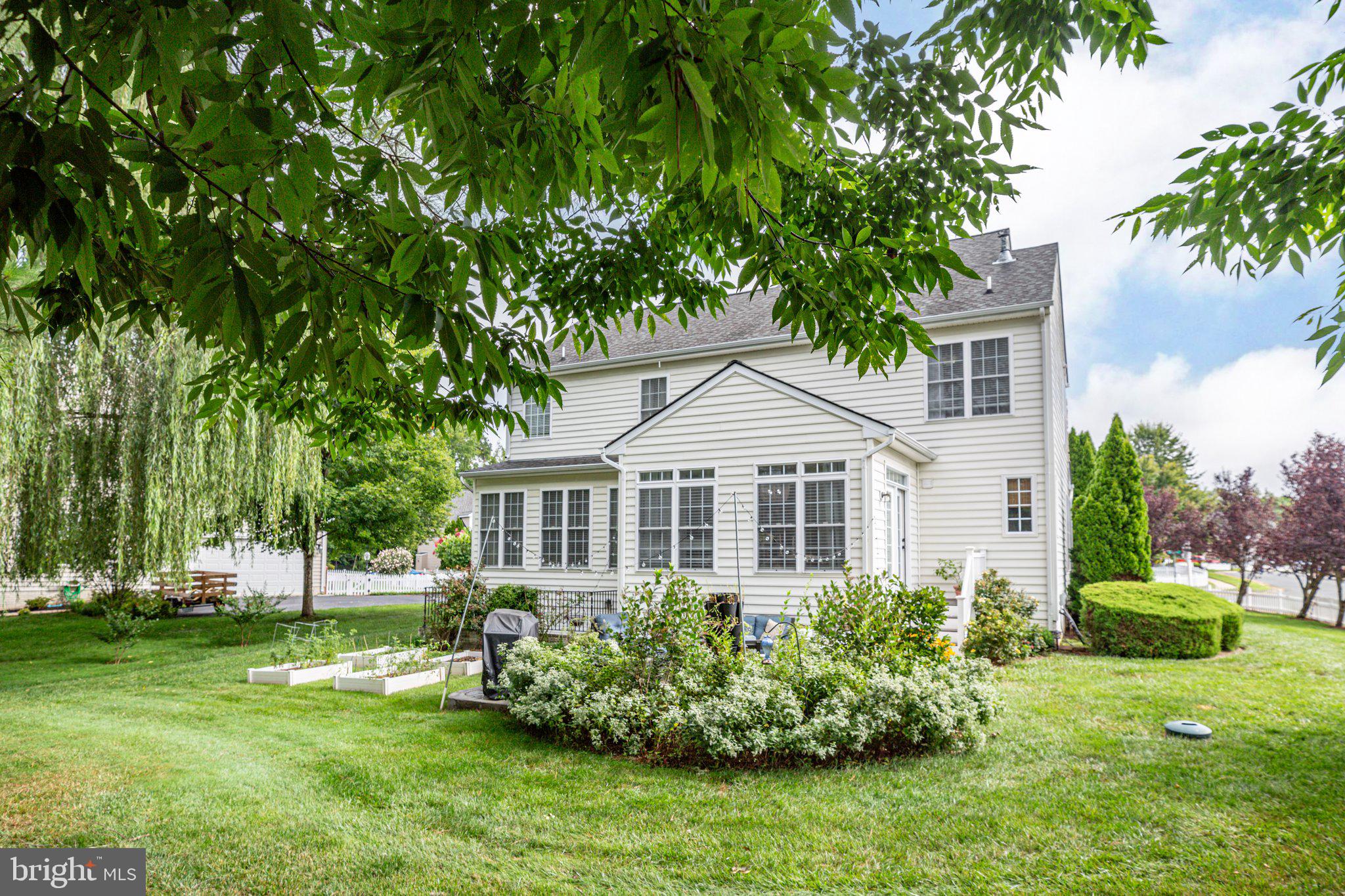 CLAIBORNE MANOR - Residential