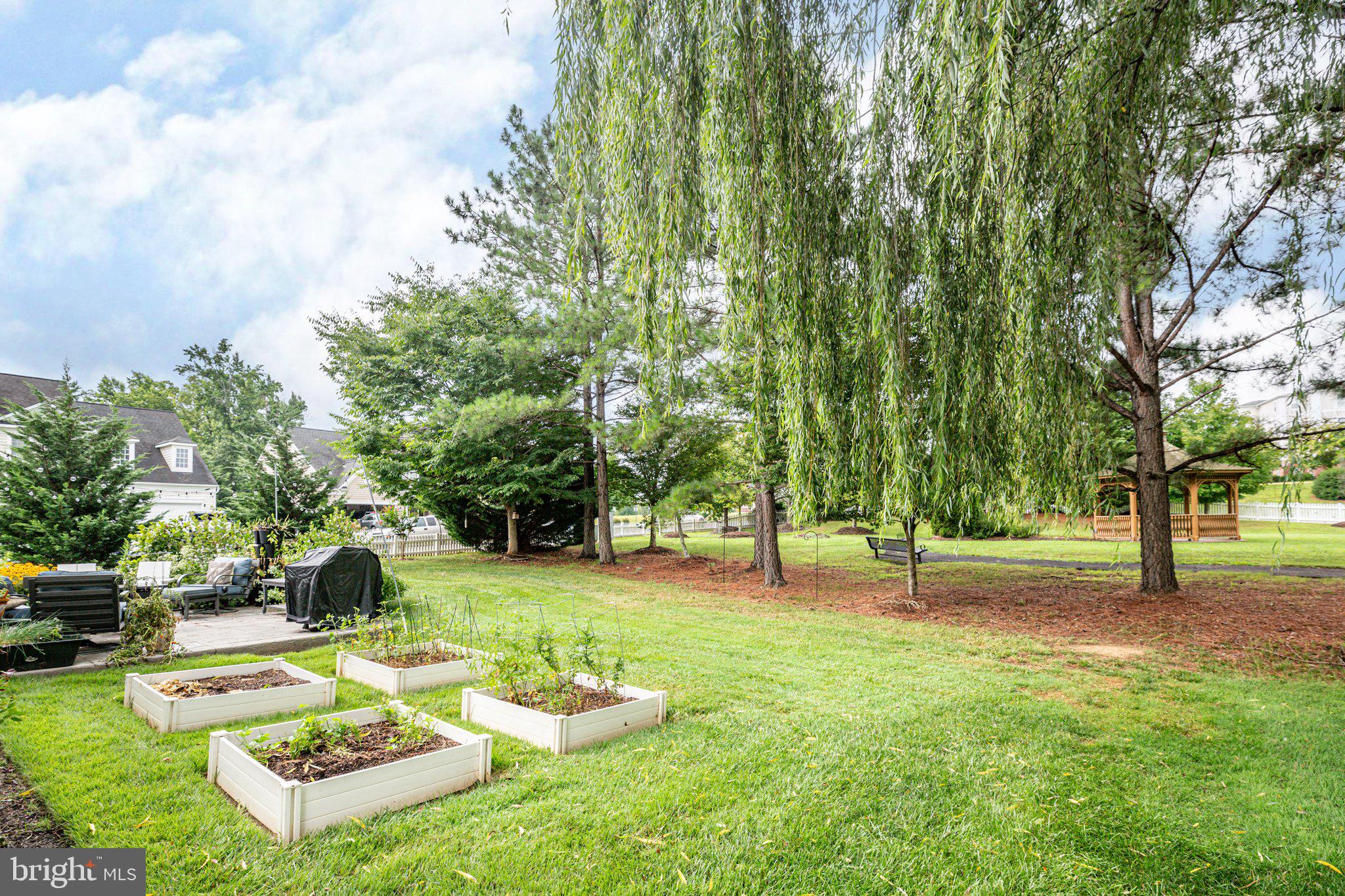 CLAIBORNE MANOR - Residential