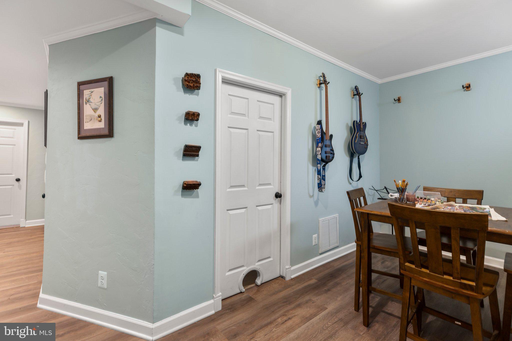 CLAIBORNE MANOR - Residential