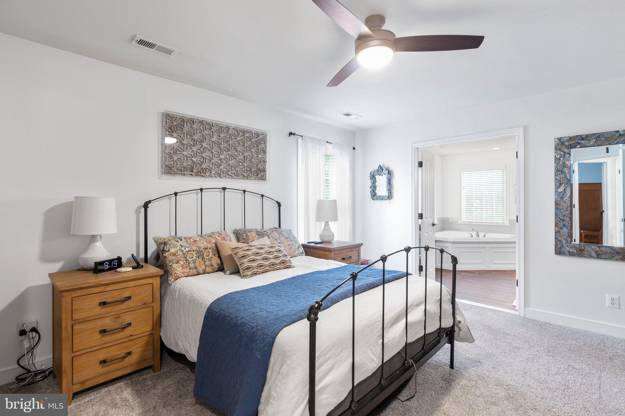 CLAIBORNE MANOR - Residential