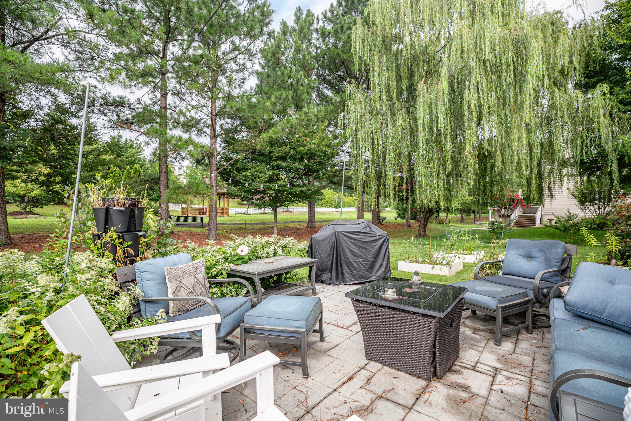 CLAIBORNE MANOR - Residential