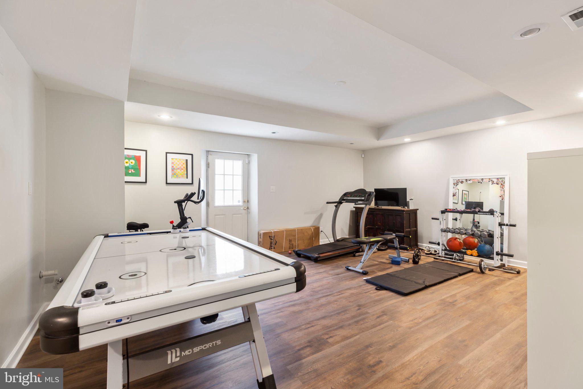 CLAIBORNE MANOR - Residential