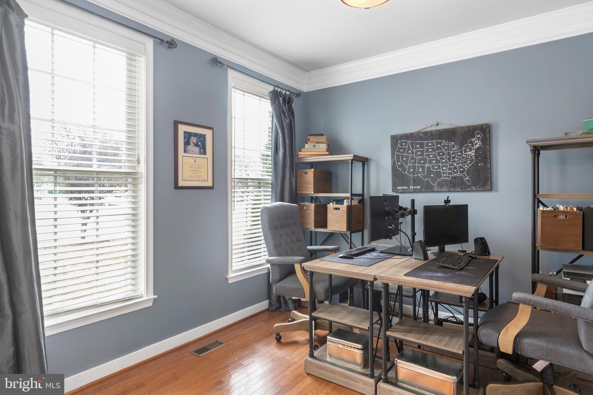 CLAIBORNE MANOR - Residential