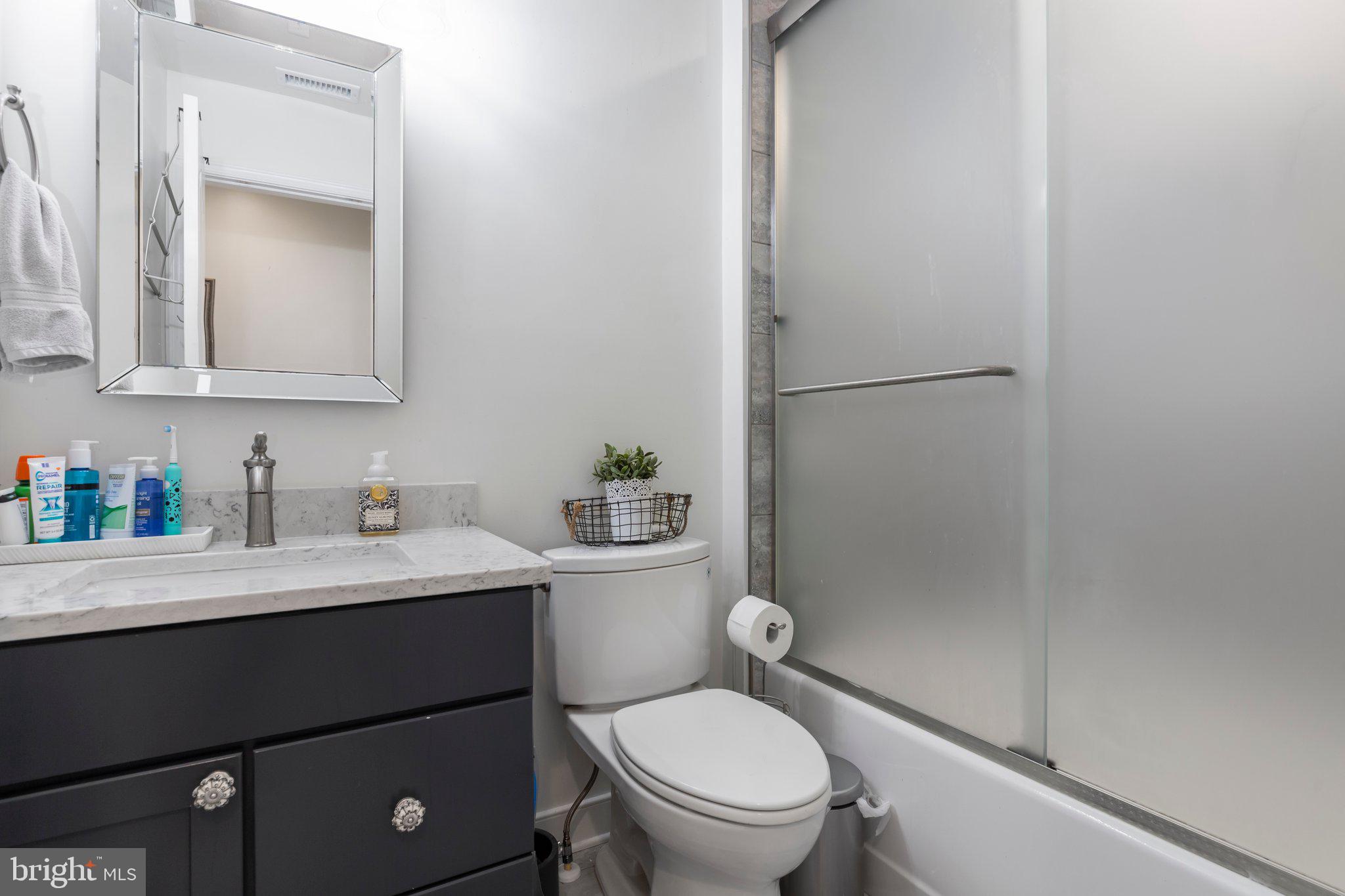 CLAIBORNE MANOR - Residential