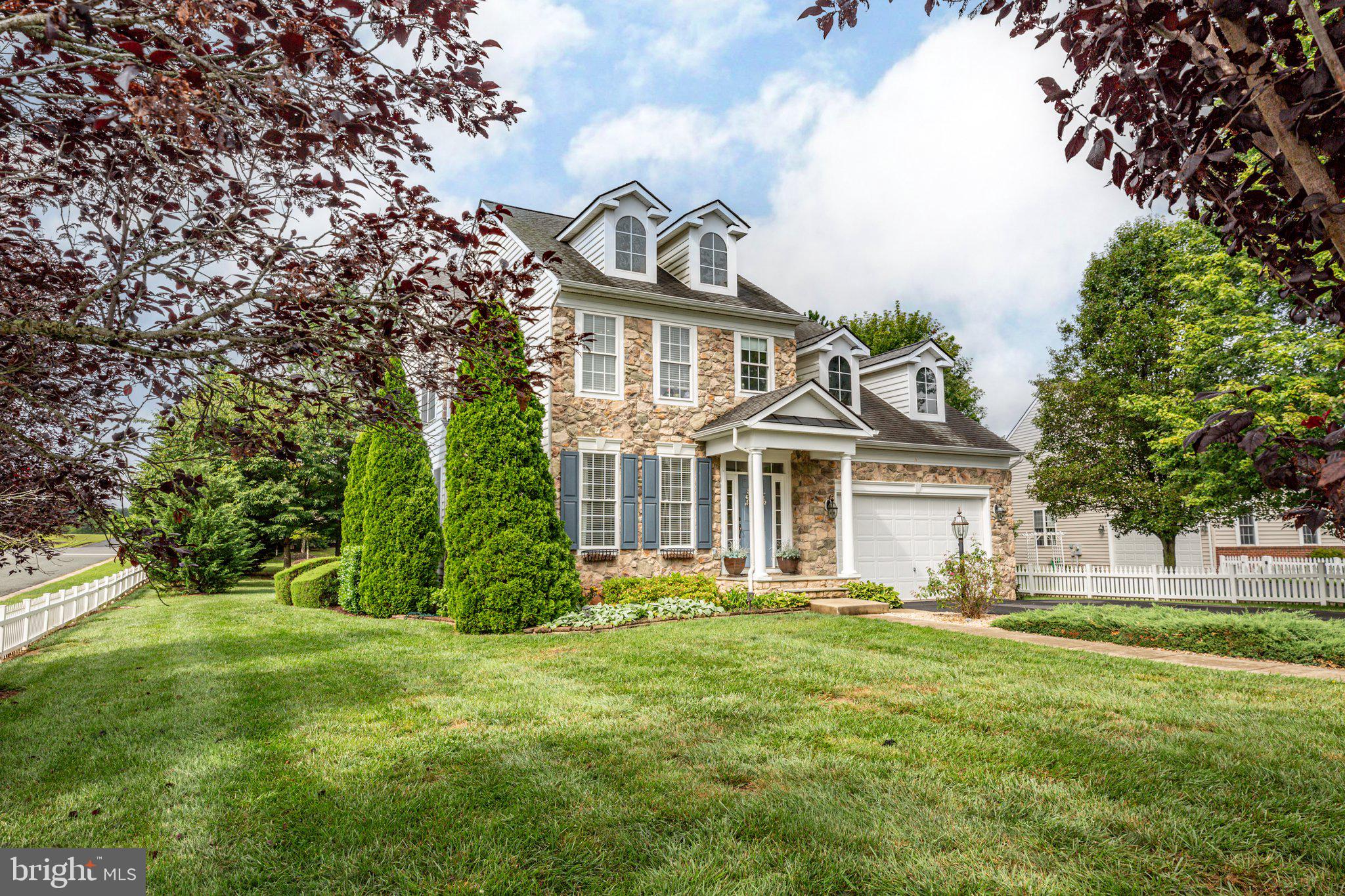 CLAIBORNE MANOR - Residential