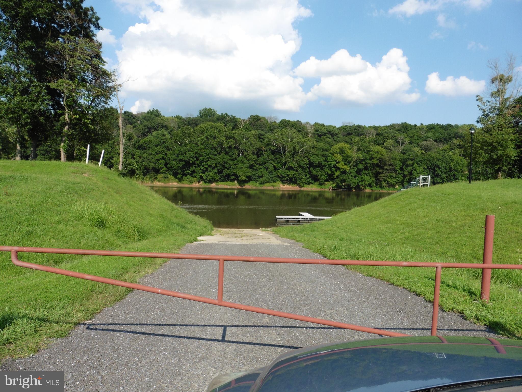 CROSSINGS ON THE POTOMAC - Residential