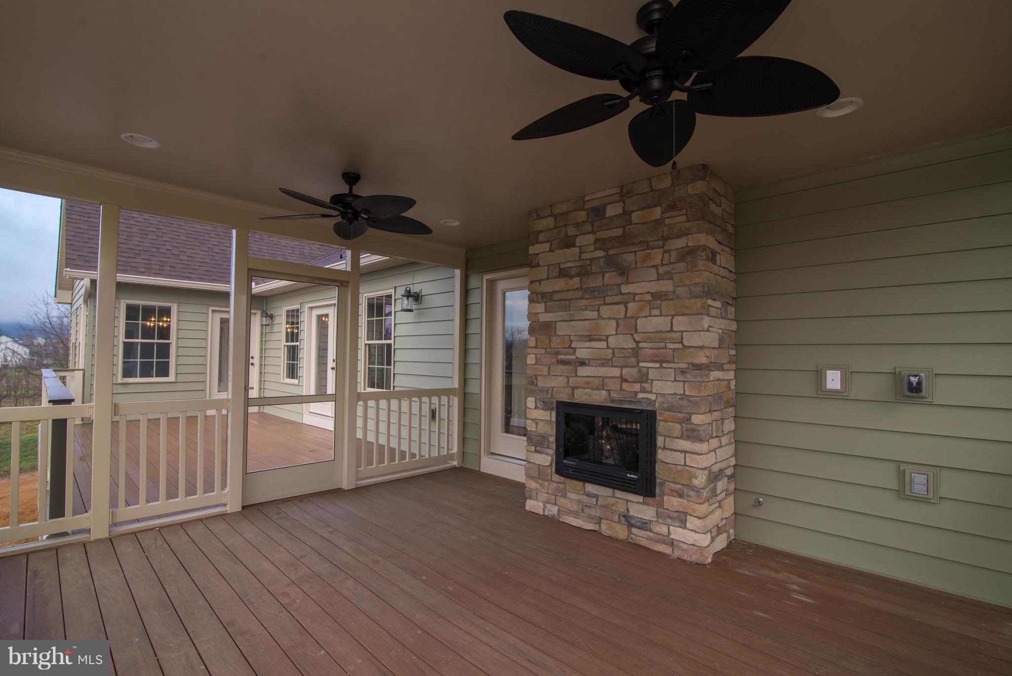 CROSSINGS ON THE POTOMAC - Residential