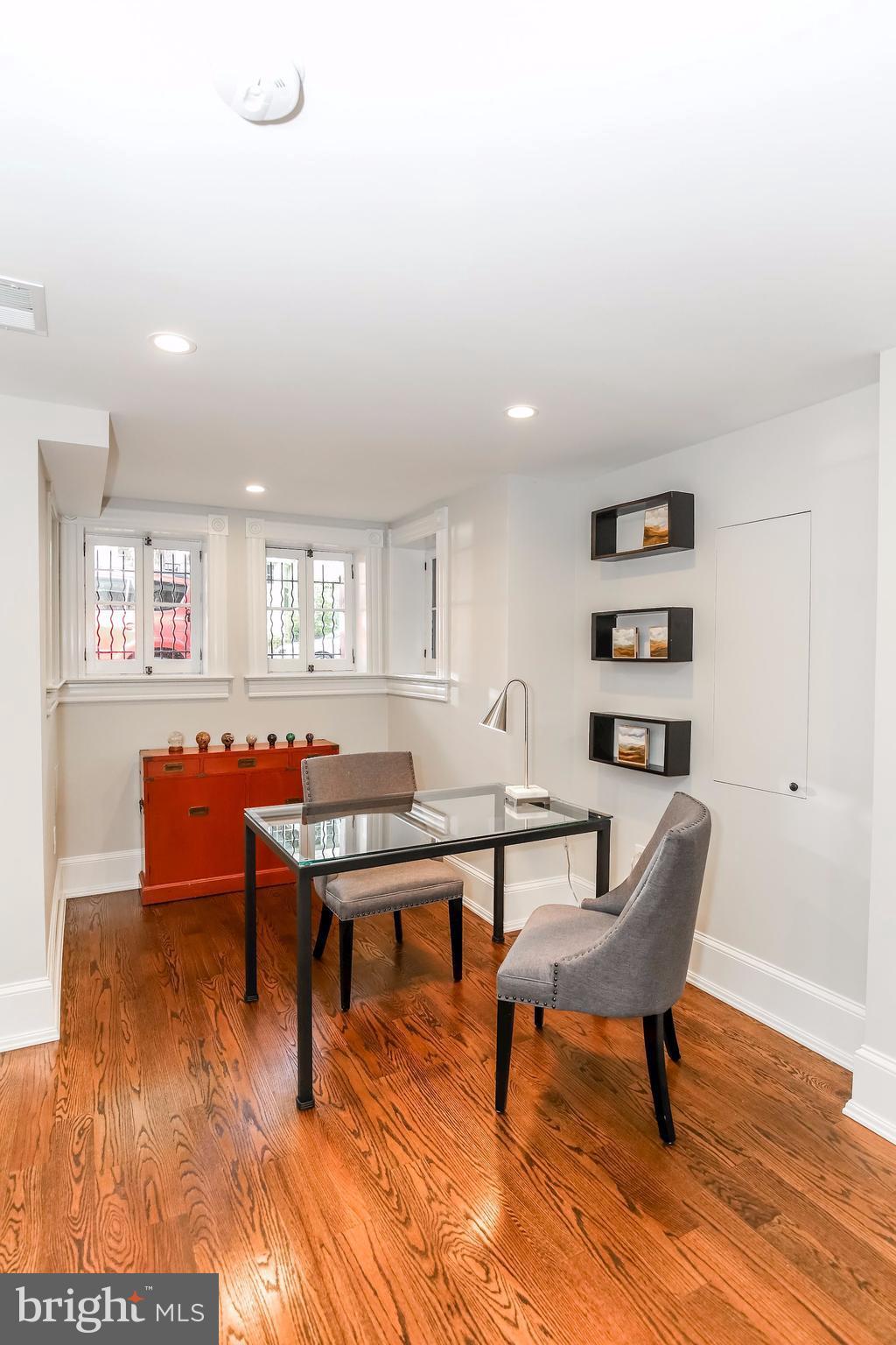 GEORGETOWN - Residential