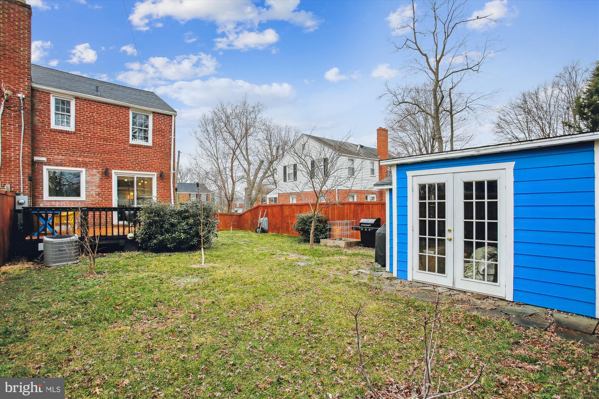 JEFFERSON MANOR - Residential