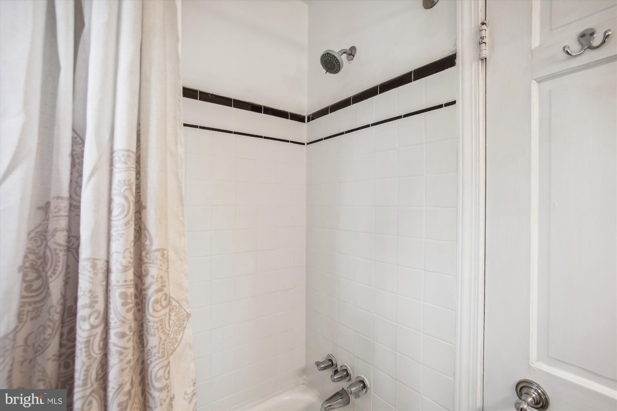 JEFFERSON MANOR - Residential