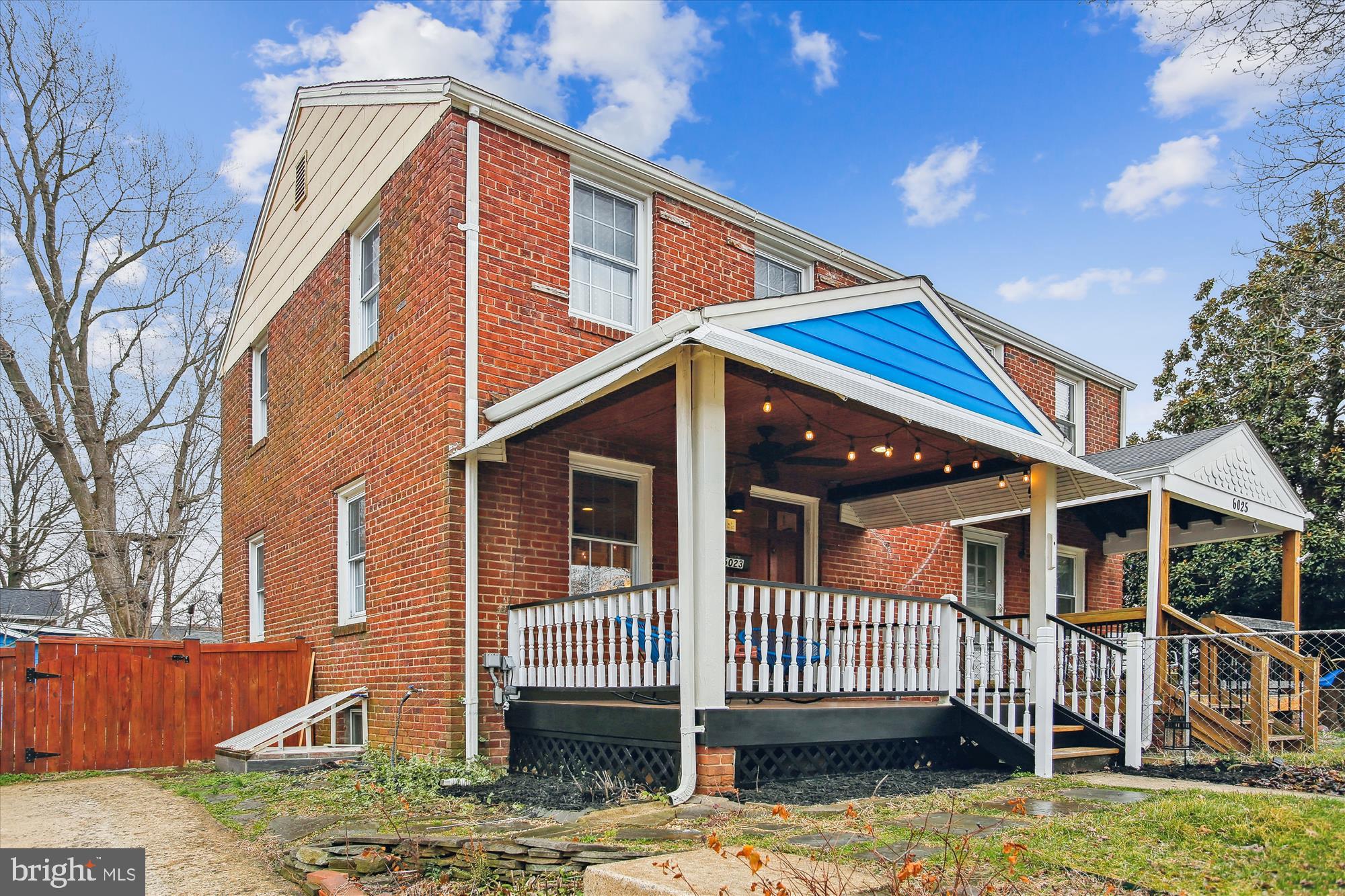 JEFFERSON MANOR - Residential