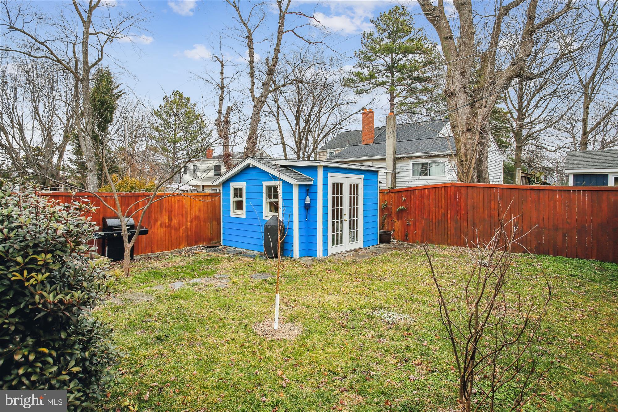 JEFFERSON MANOR - Residential