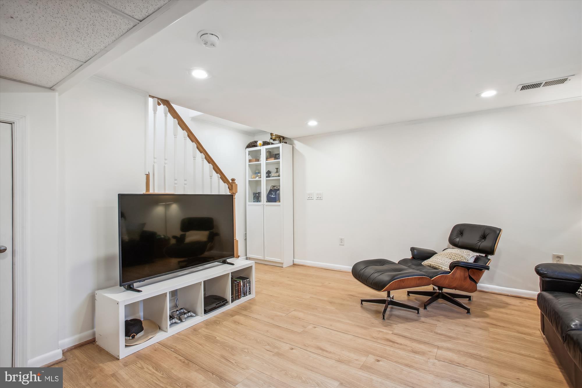 JEFFERSON MANOR - Residential