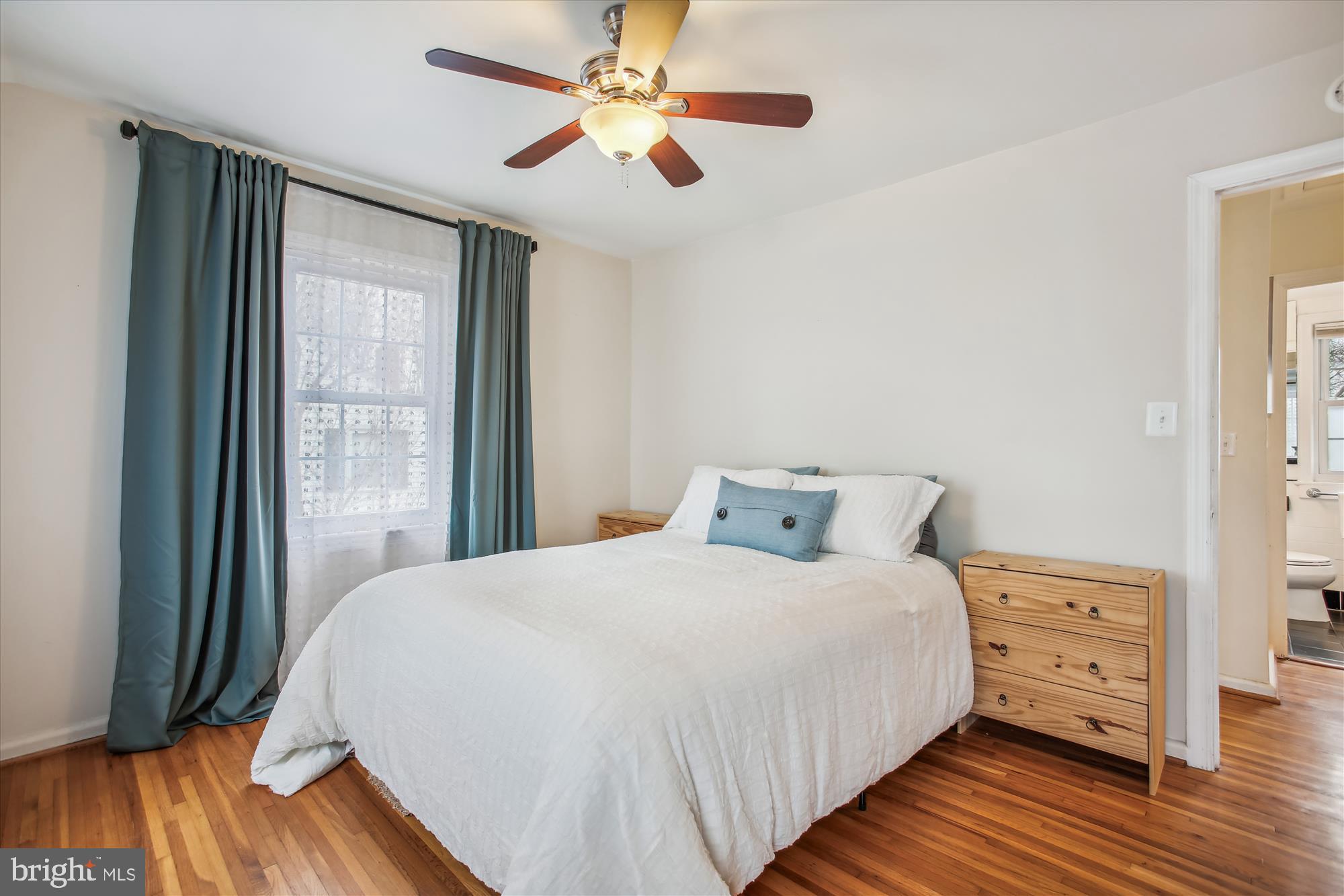 JEFFERSON MANOR - Residential