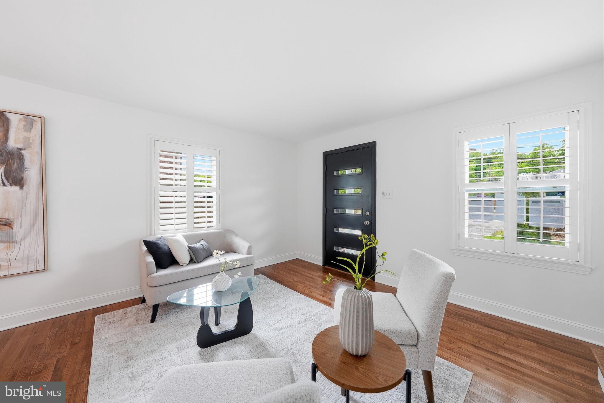 2212 HUNTINGTON AVENUE