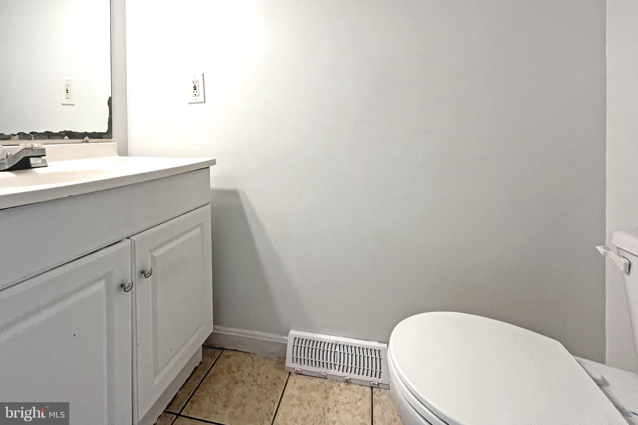 TYLER VILLAGE - Residential