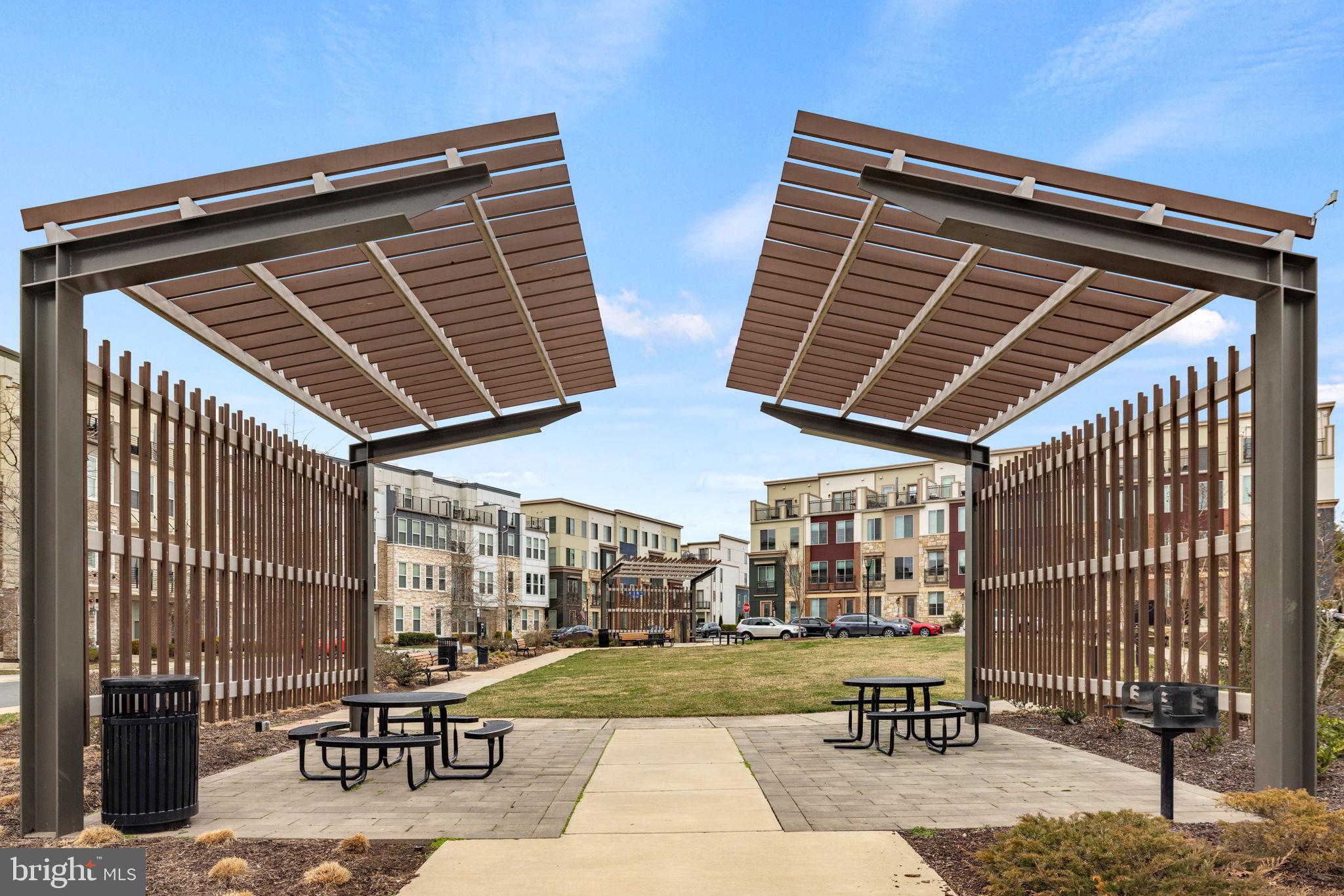 PRESERVE AT WESTFIELDS - Residential