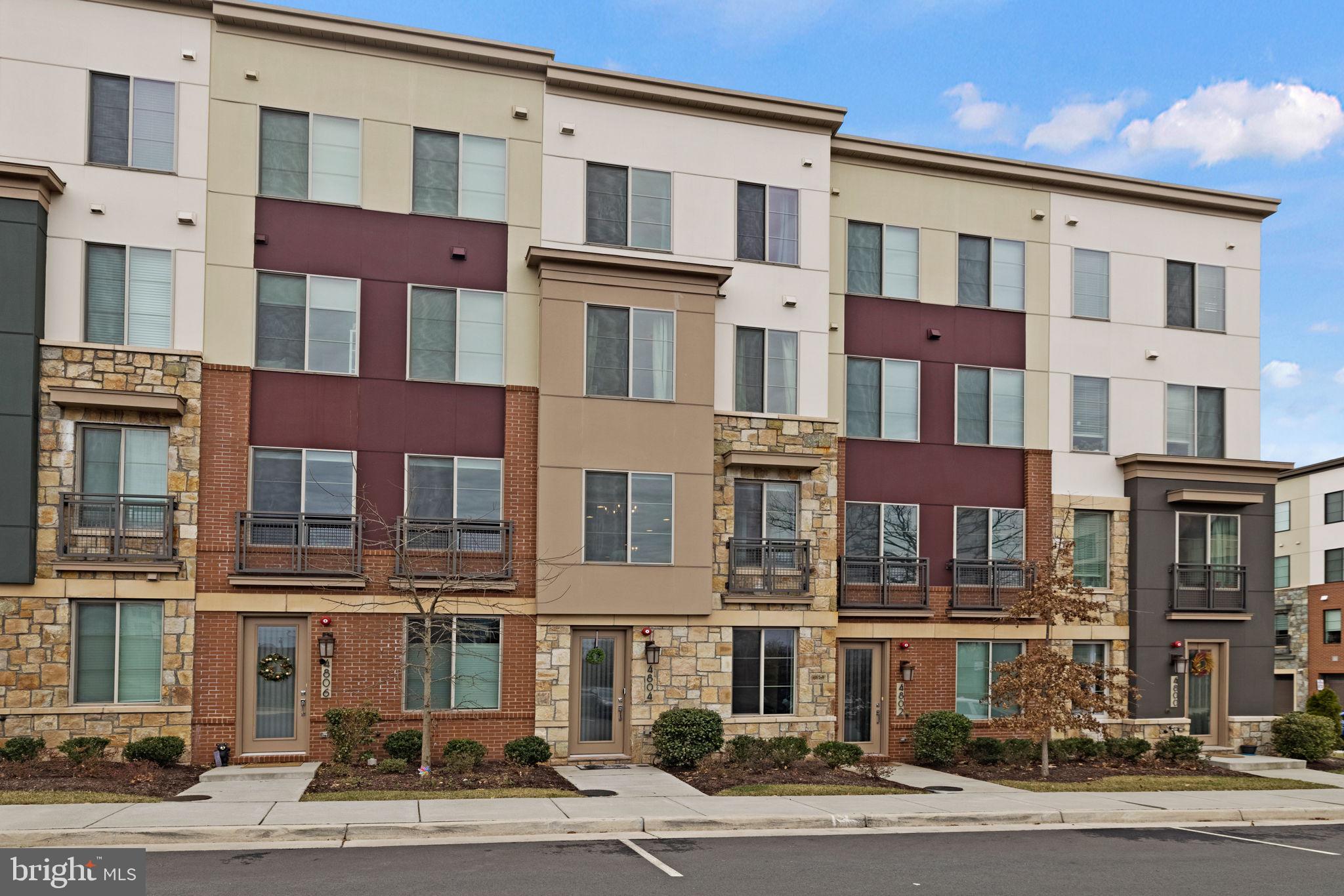 PRESERVE AT WESTFIELDS - Residential