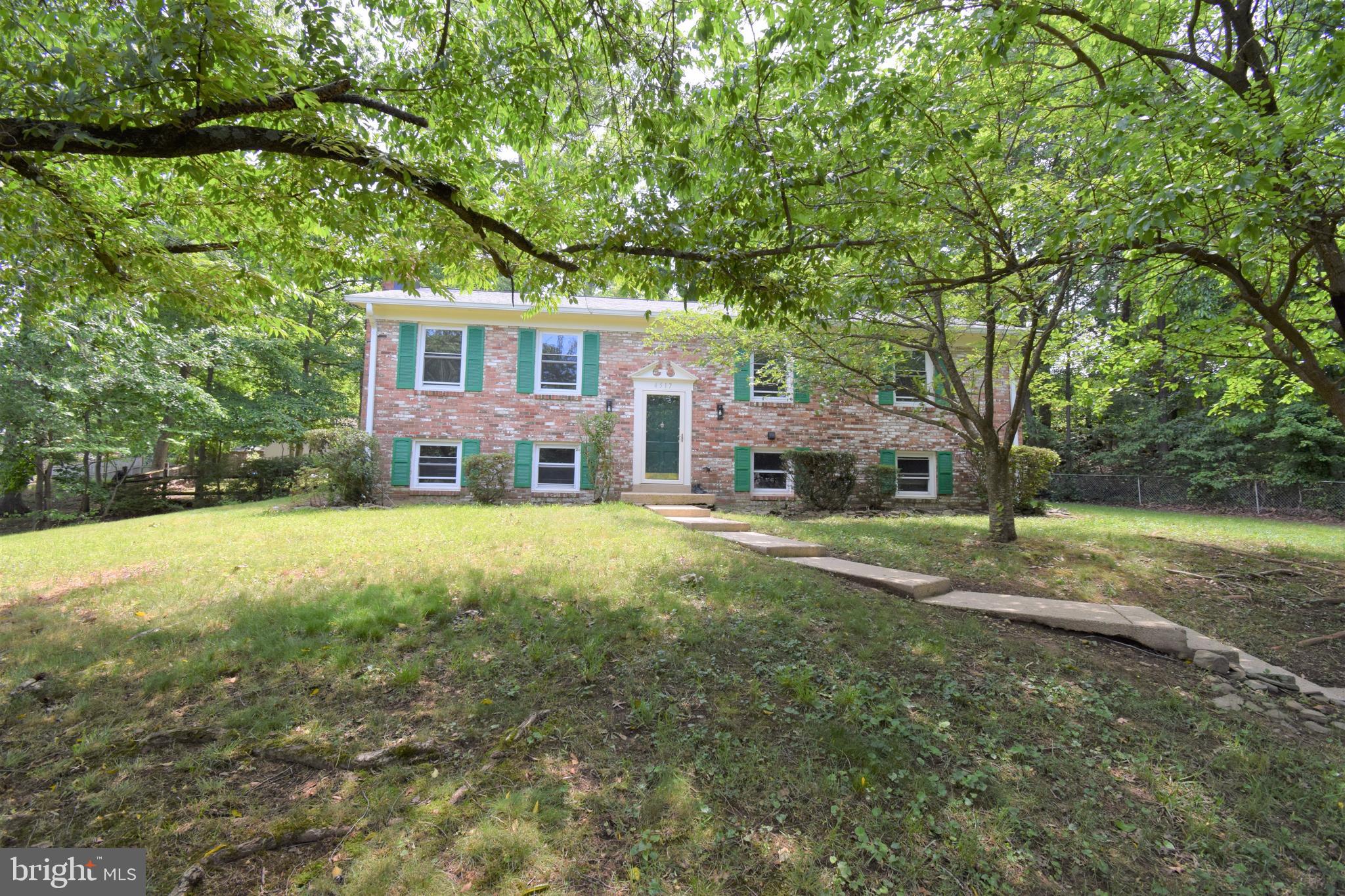 KERRYBROOKE - Residential Lease