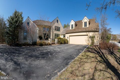 1239 DENBIGH LANE WAYNE PA 19087
