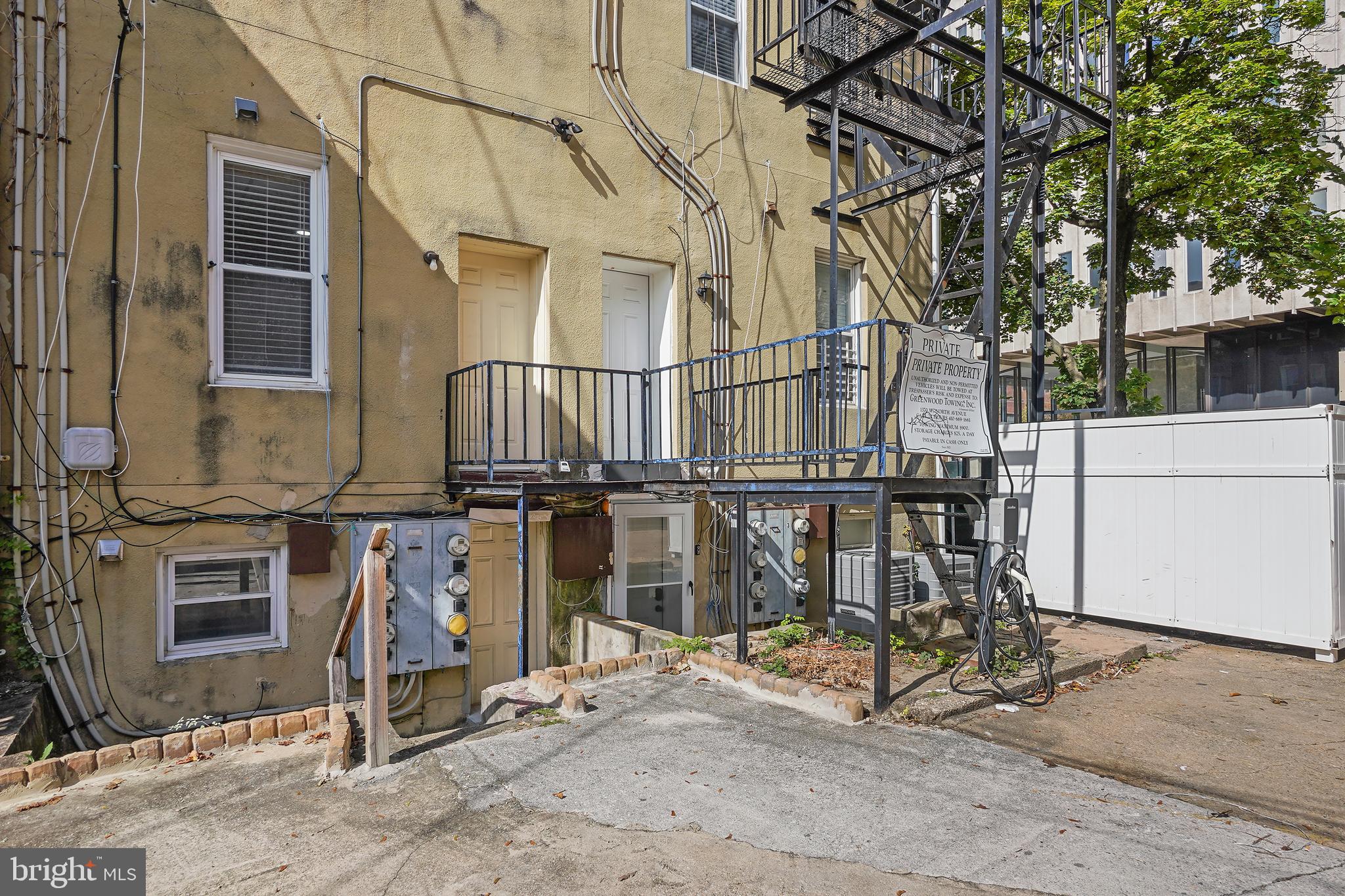 CHARLES VILLAGE - Residential Lease
