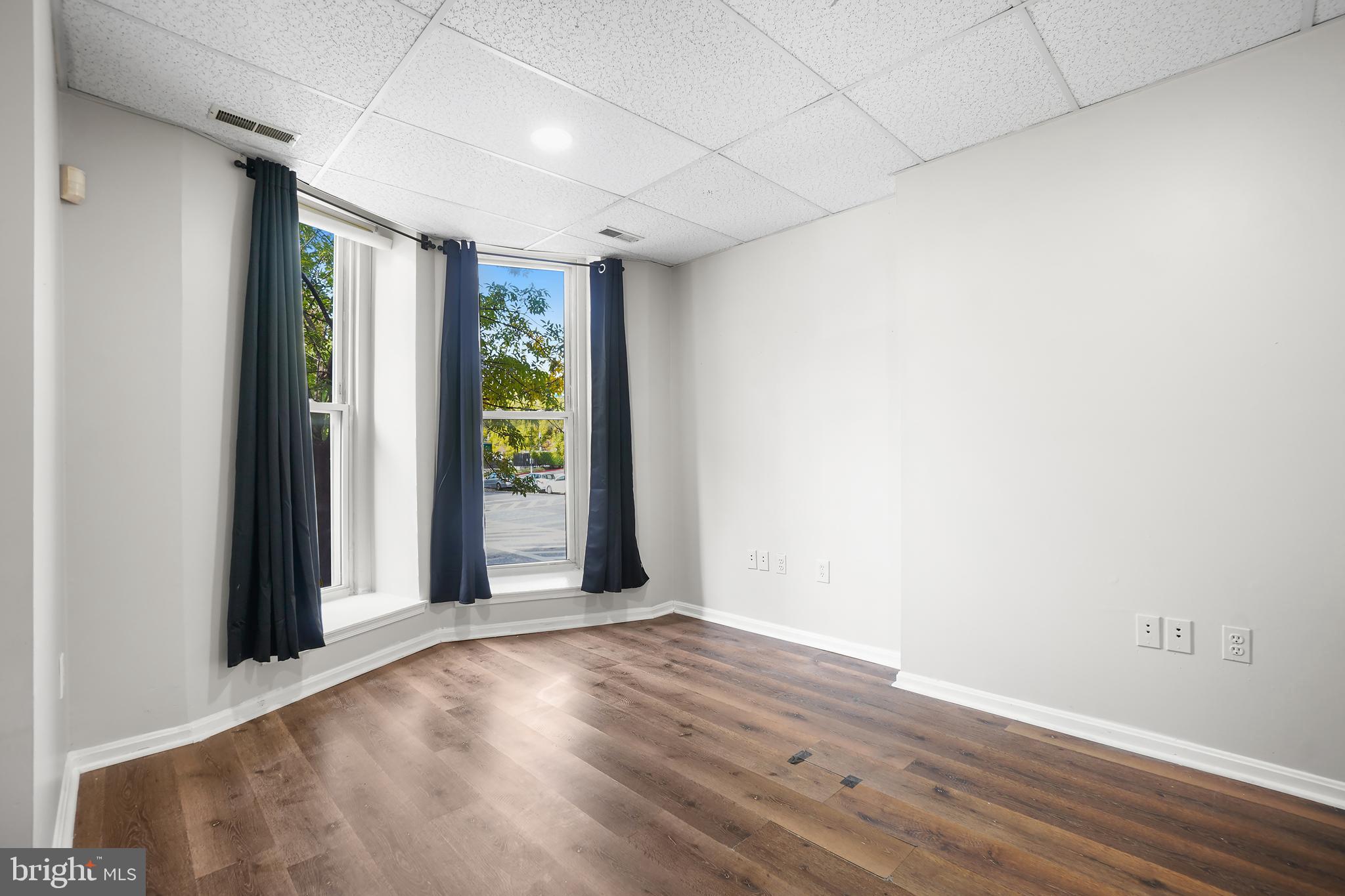 CHARLES VILLAGE - Residential Lease
