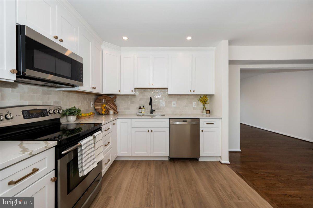 STONEHEDGE - Residential