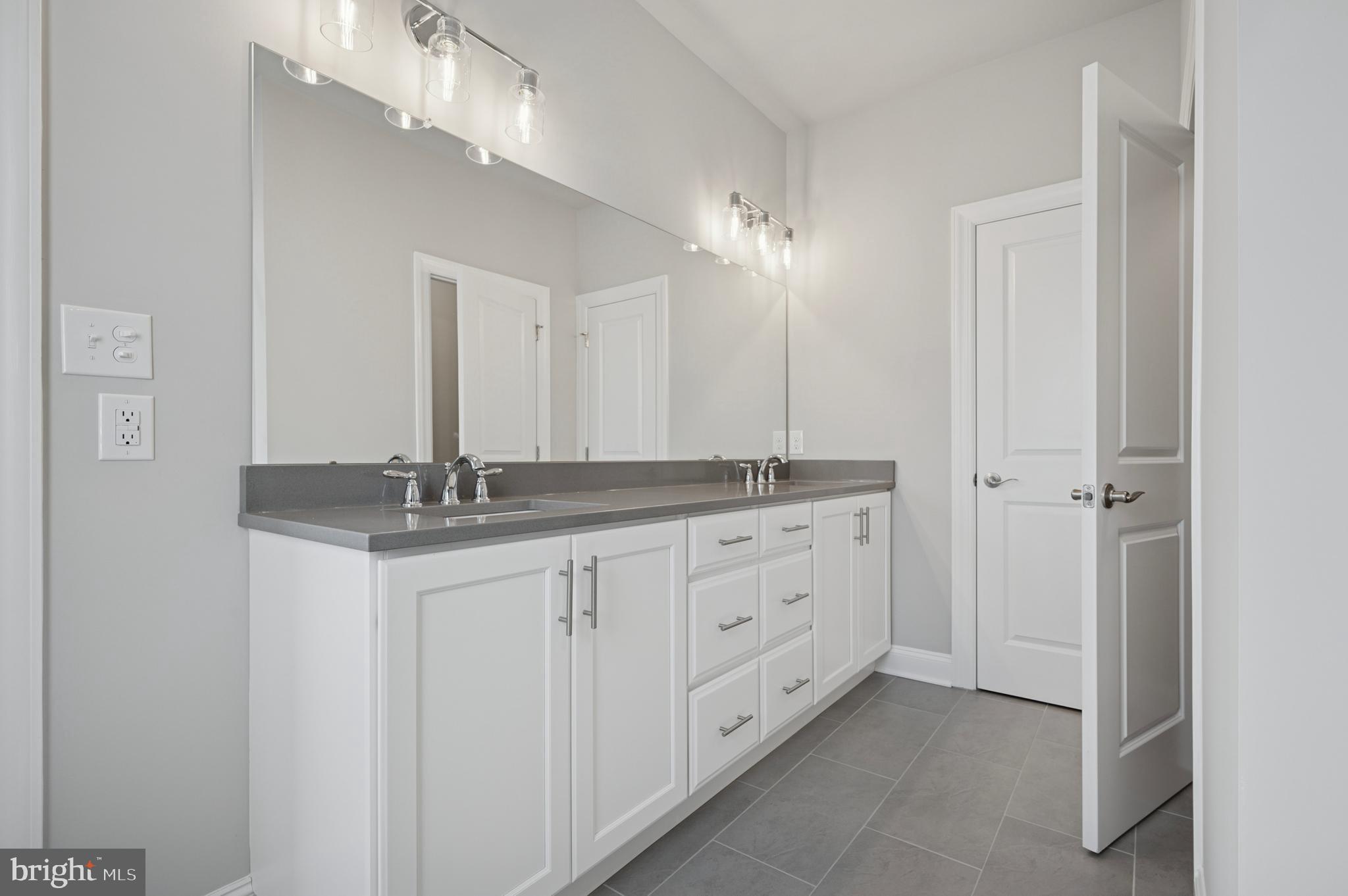 HIGHPOINT AT NEW BRITAIN - Residential Lease