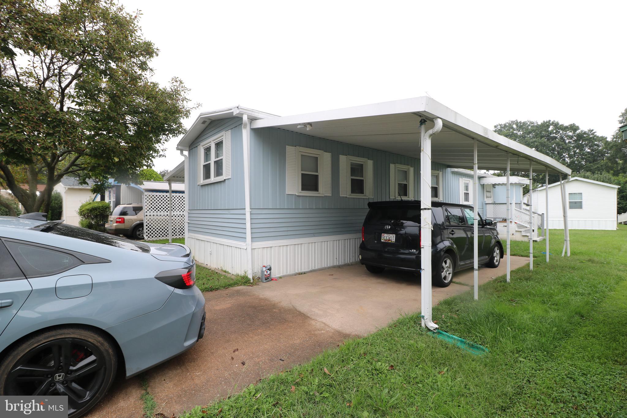 MIDDLE RIVER - Residential