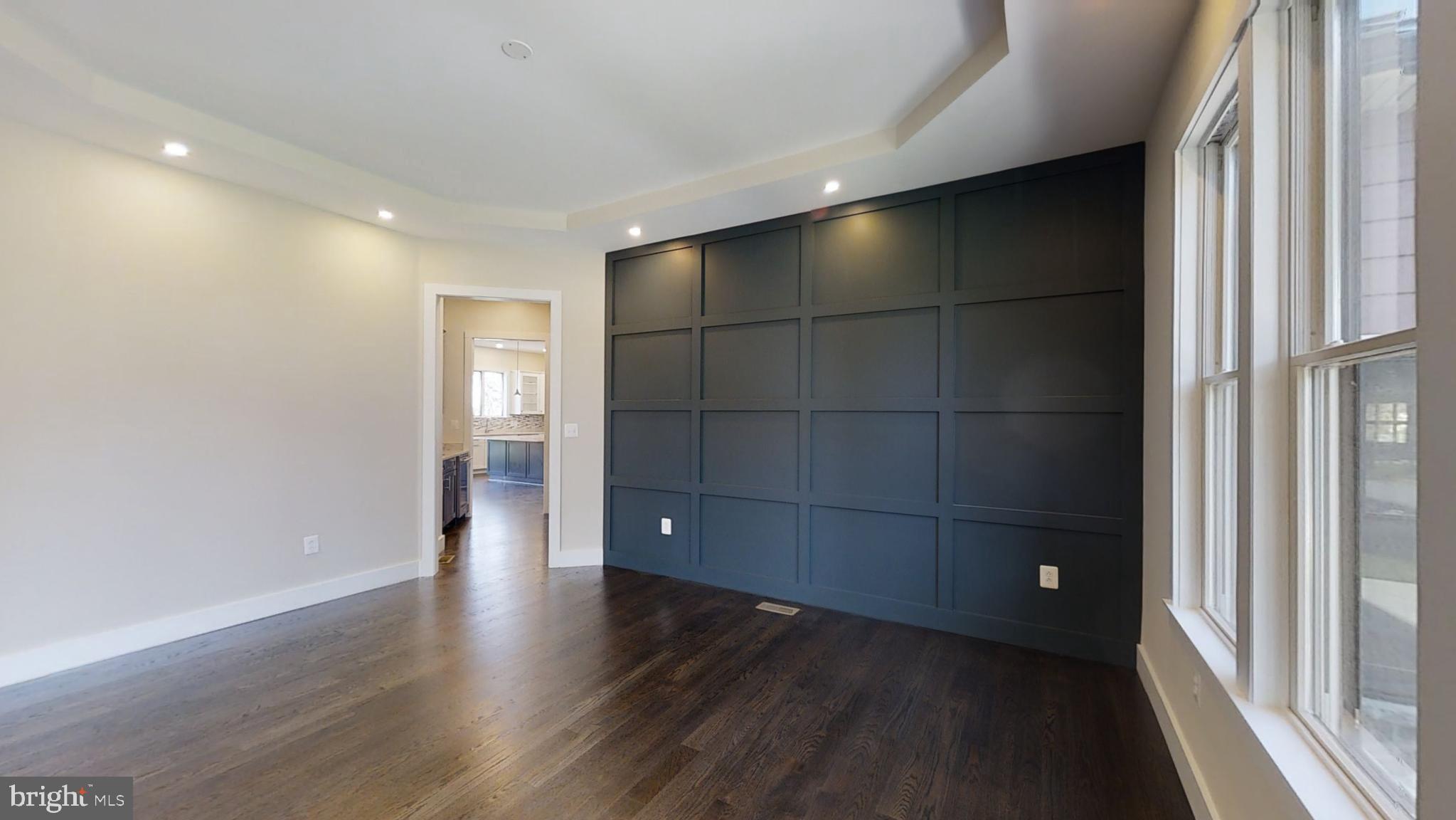 PIMMIT HILLS - Residential