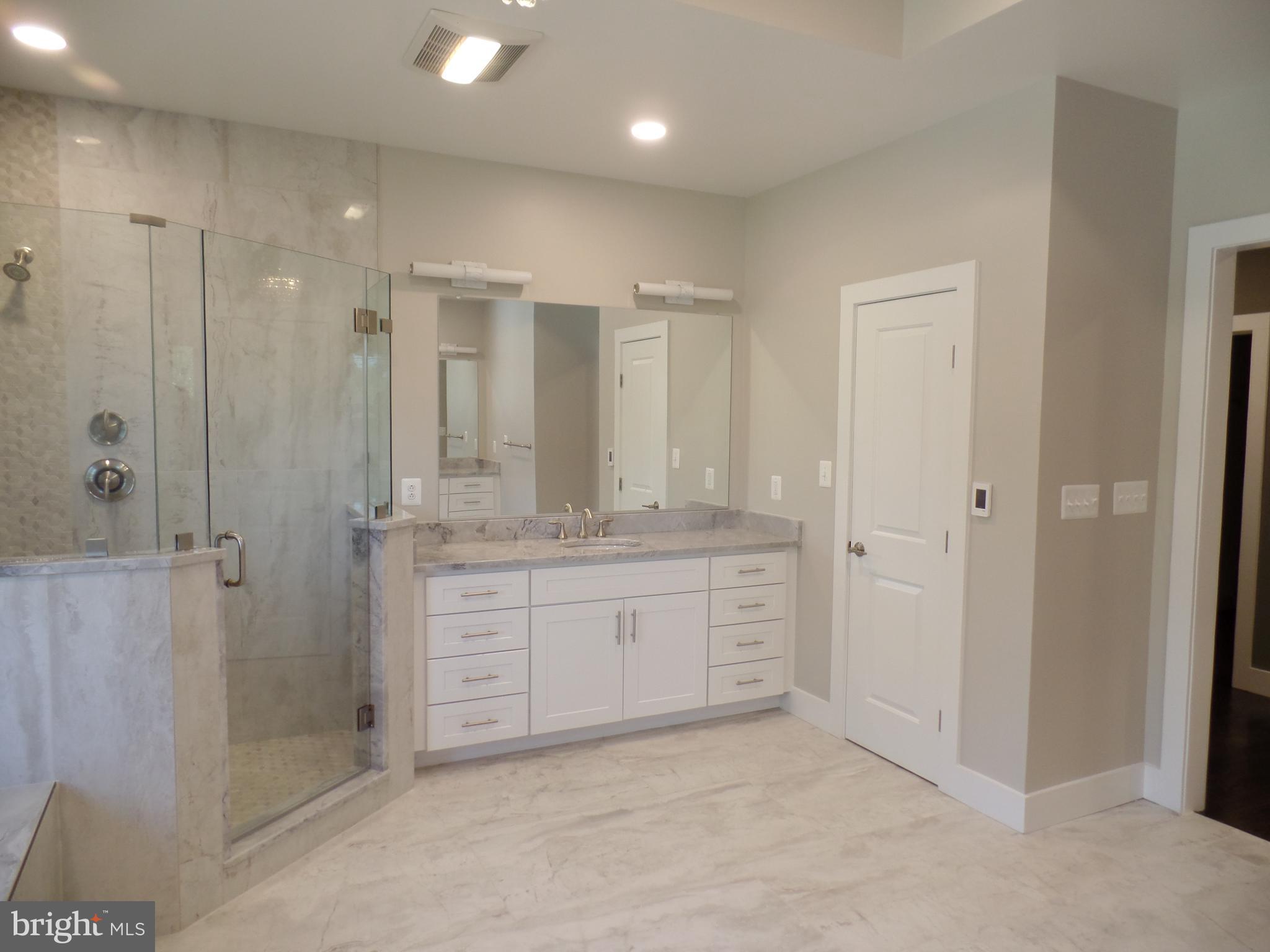 PIMMIT HILLS - Residential