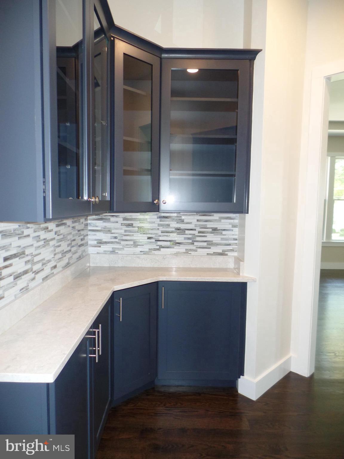 PIMMIT HILLS - Residential