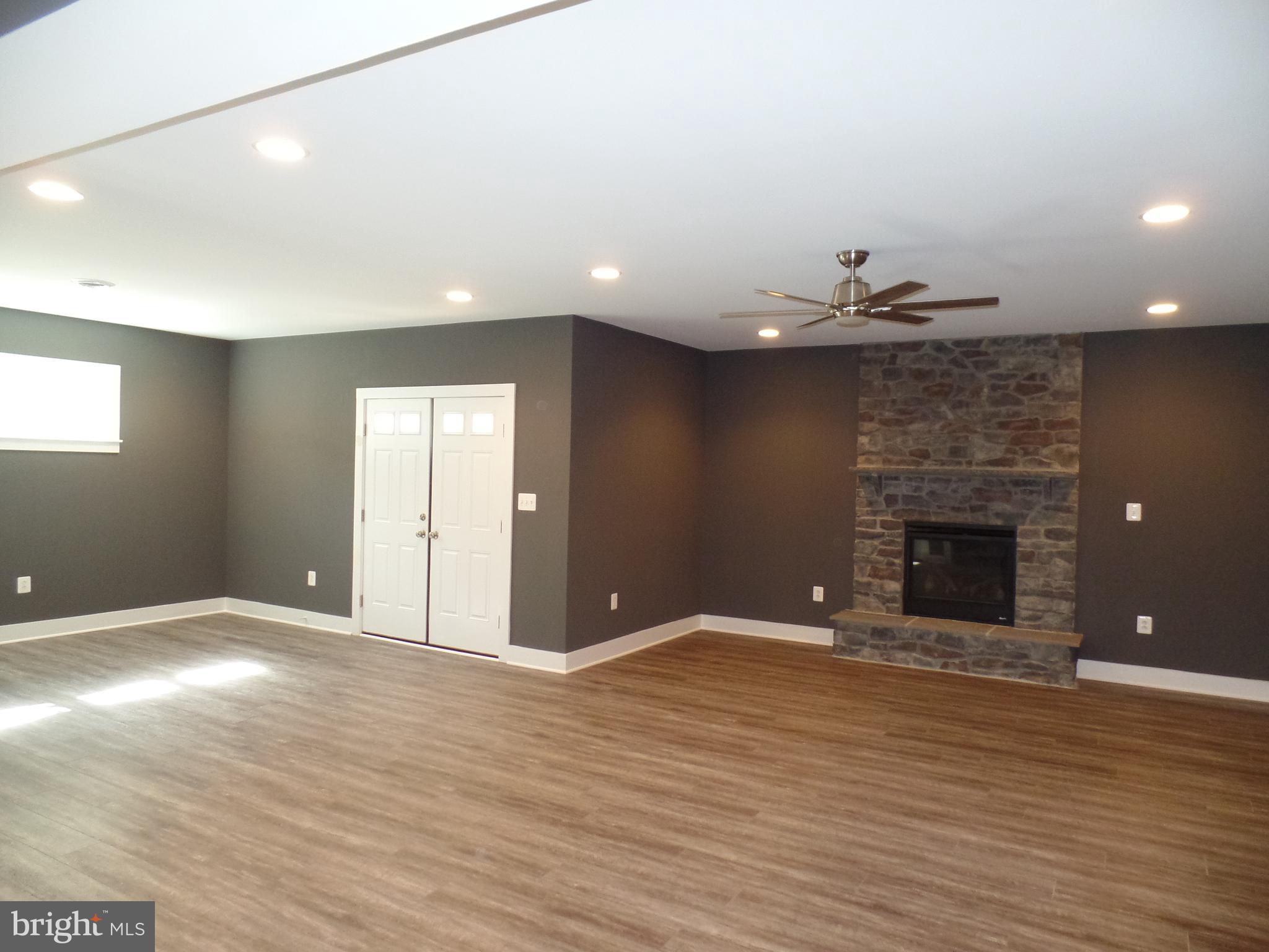 PIMMIT HILLS - Residential