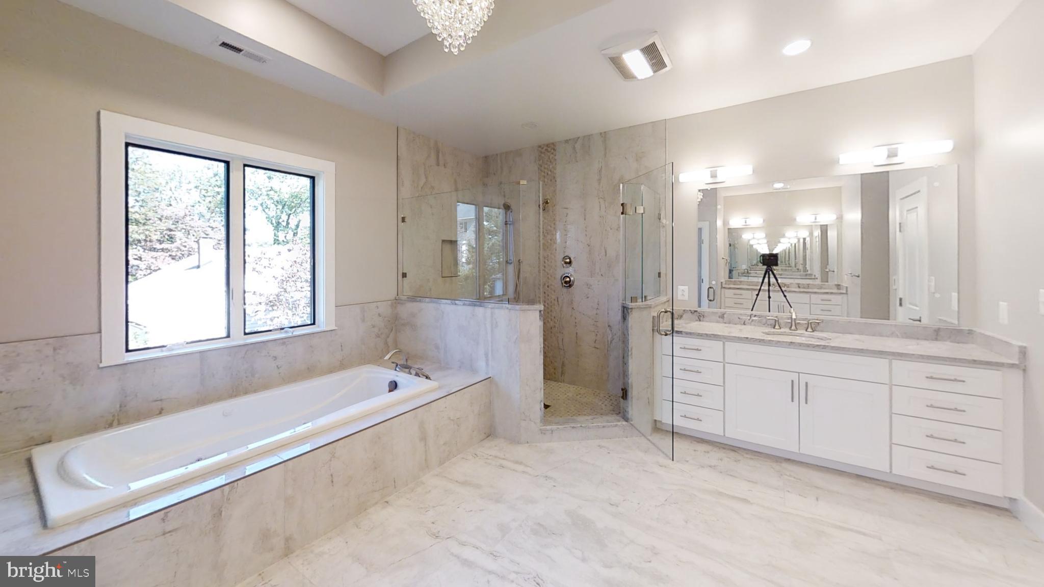 PIMMIT HILLS - Residential